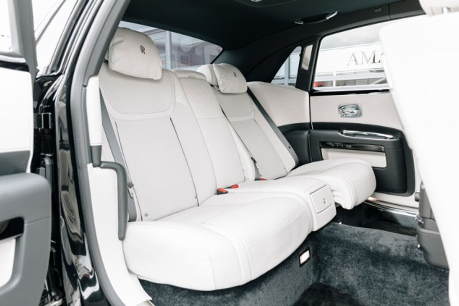 ROLLS-ROYCE GHOST SALOON 6.6 V12 EWB 4DR AUTOMATIC