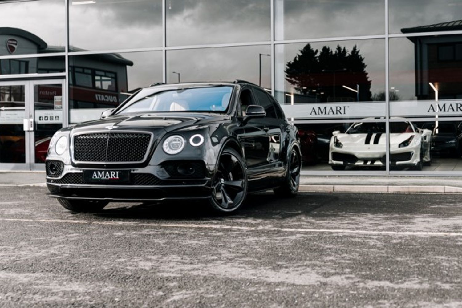 BENTLEY BENTAYGA ESTATE 4.0 V8 5DR AUTOMATIC
