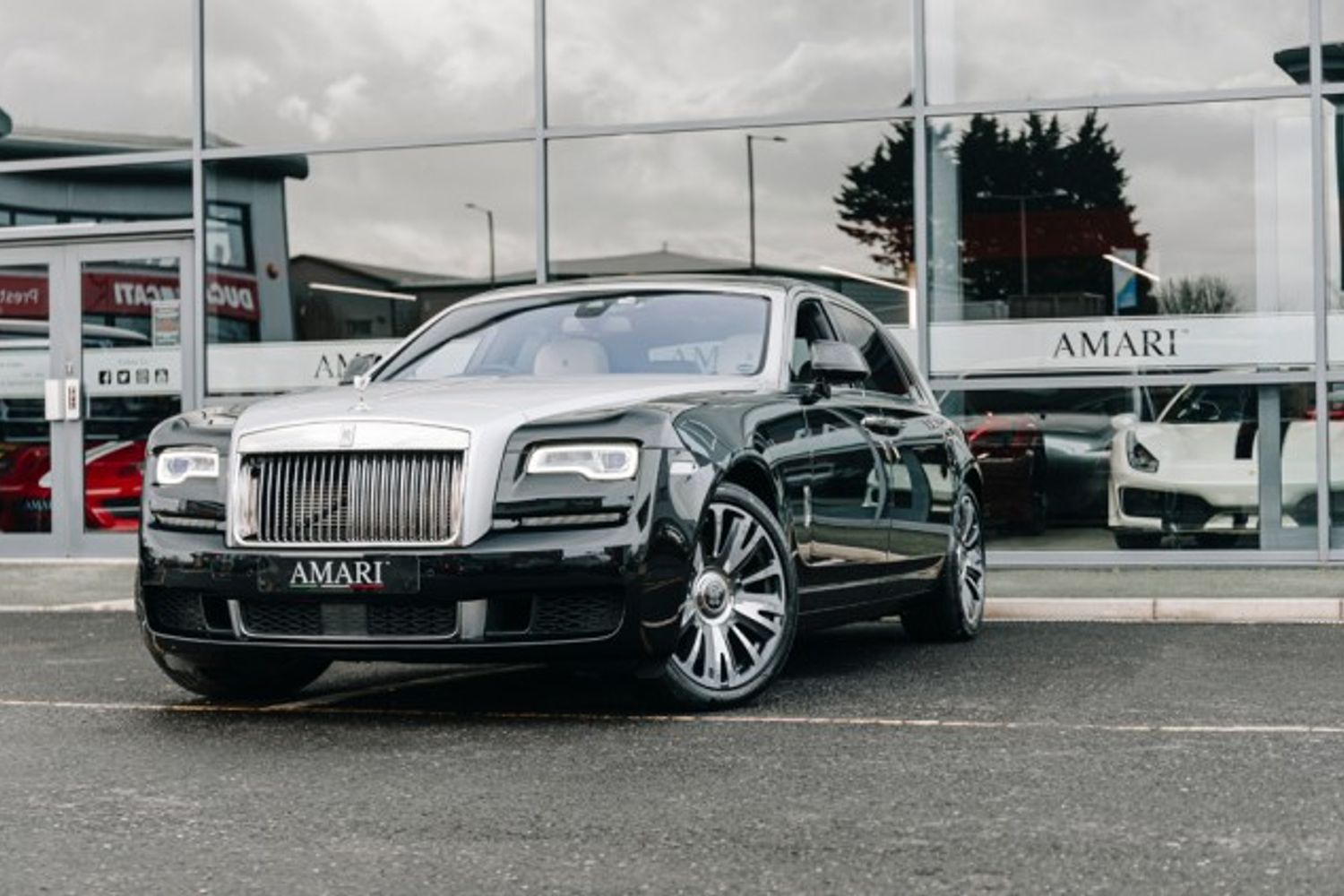ROLLS-ROYCE GHOST SALOON 6.6 V12 EWB 4DR AUTOMATIC