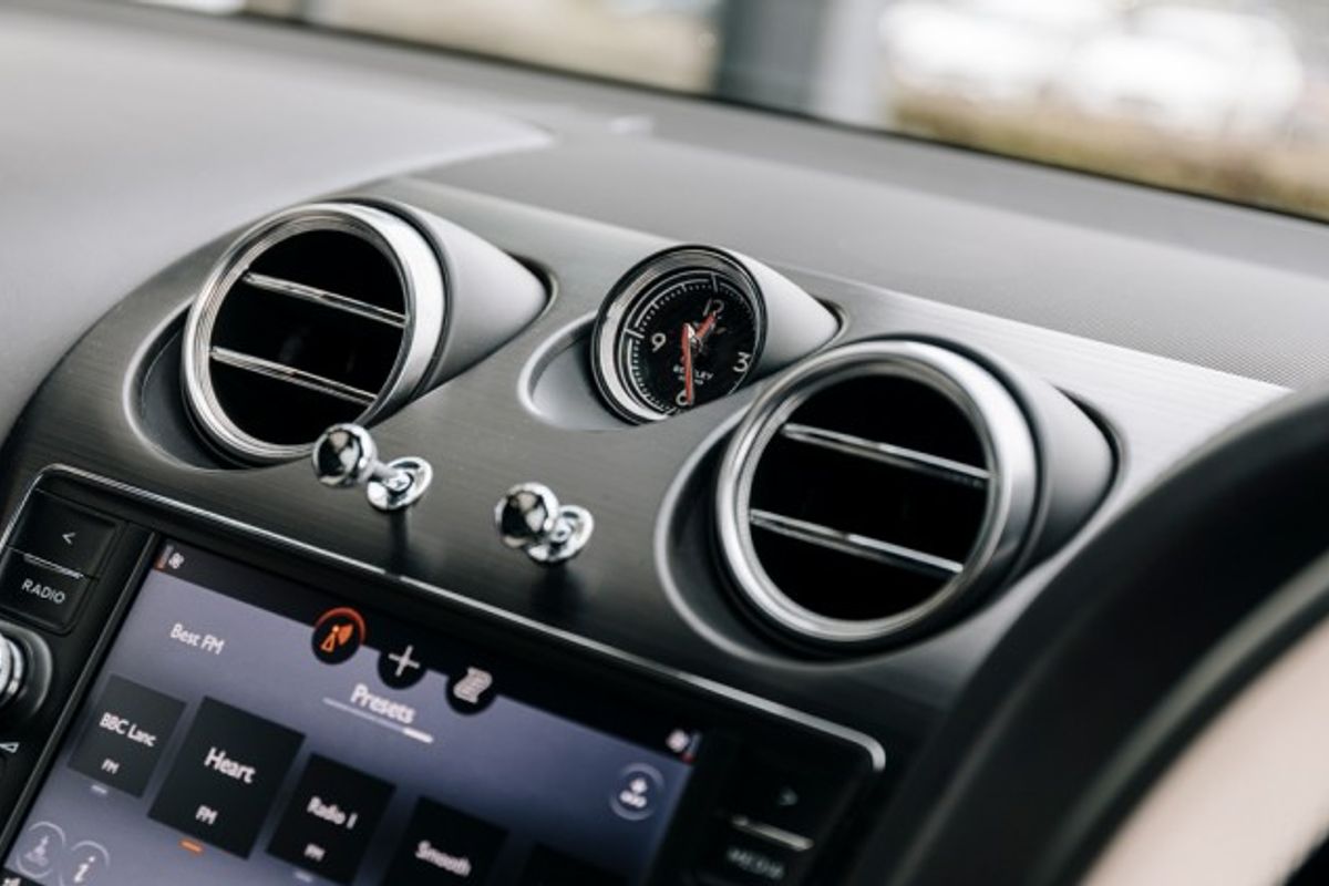 BENTLEY BENTAYGA ESTATE 4.0 V8 5DR AUTOMATIC