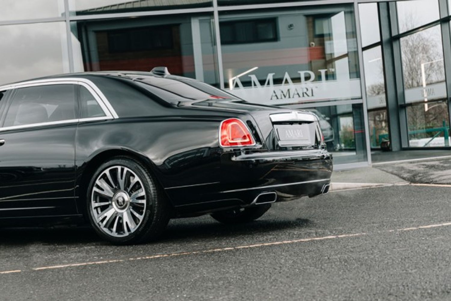 ROLLS-ROYCE GHOST SALOON 6.6 V12 EWB 4DR AUTOMATIC