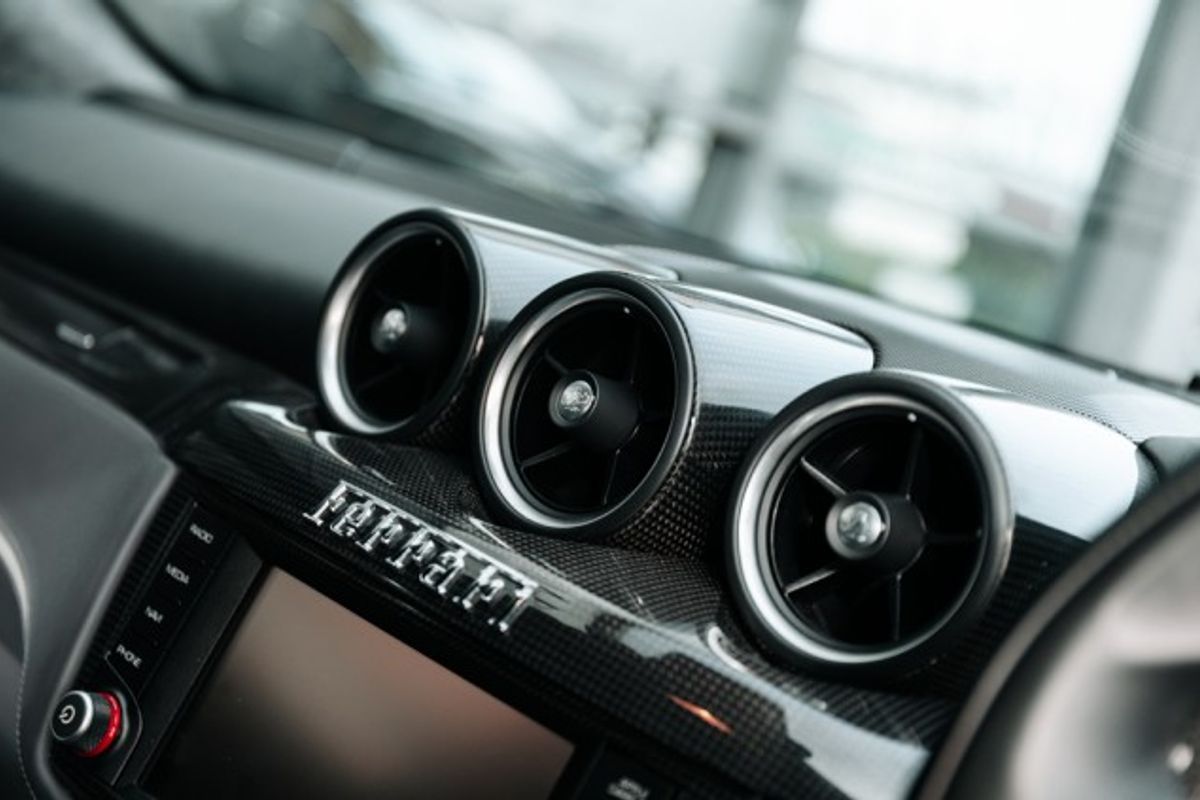 FERRARI FF HATCHBACK 6.3 V12 3DR