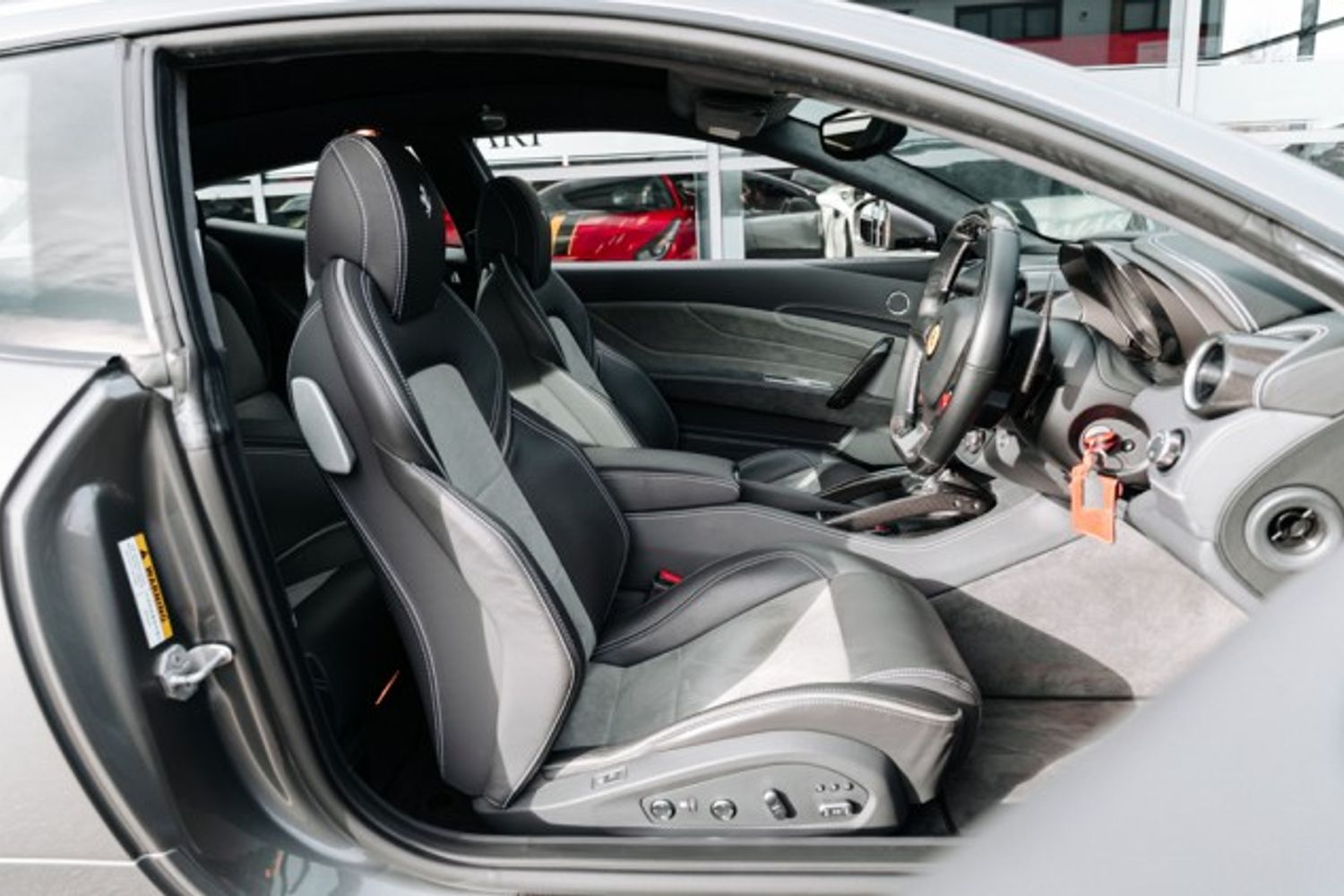 FERRARI FF HATCHBACK 6.3 V12 3DR