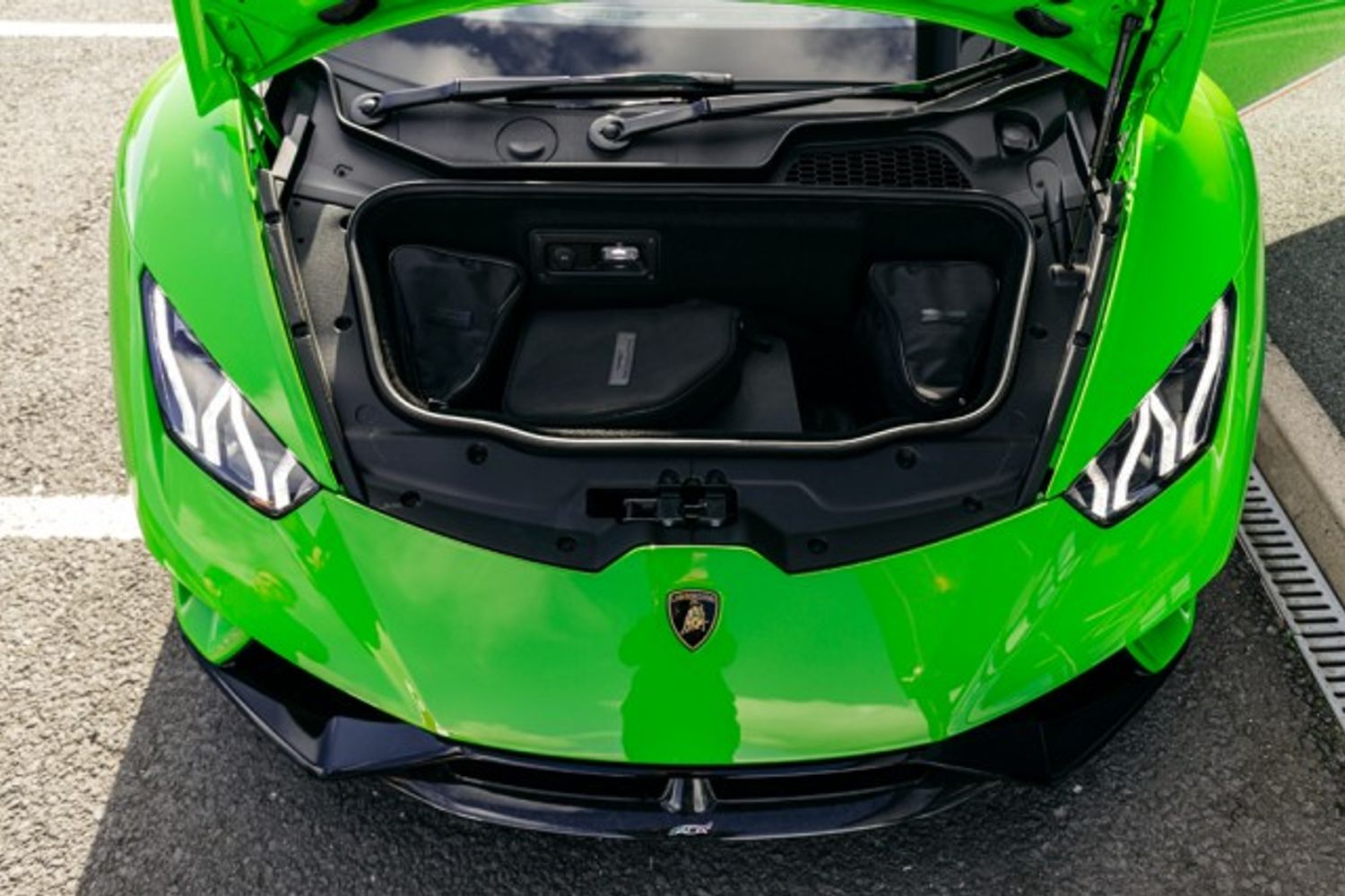 LAMBORGHINI HURACAN SPYDER 5.2 LP 640-4 PERFORMANTE SPYDER 2DR SEMI AUTOMATIC