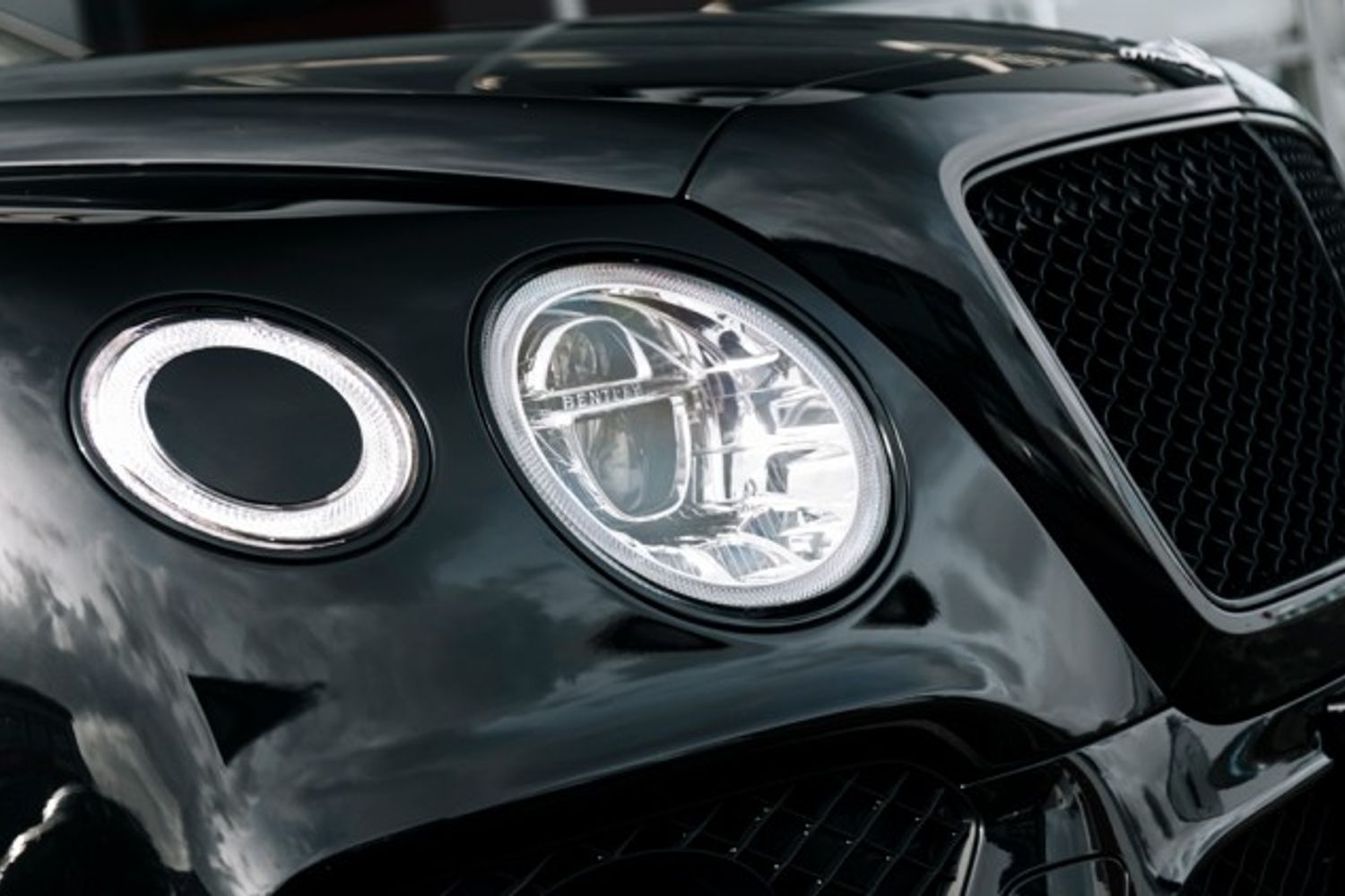 BENTLEY BENTAYGA ESTATE 4.0 V8 5DR AUTOMATIC