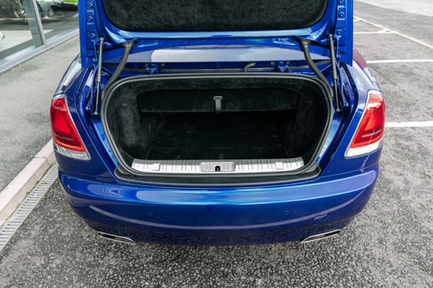 ROLLS-ROYCE DAWN CONVERTIBLE 6.6 V12 2DR AUTOMATIC