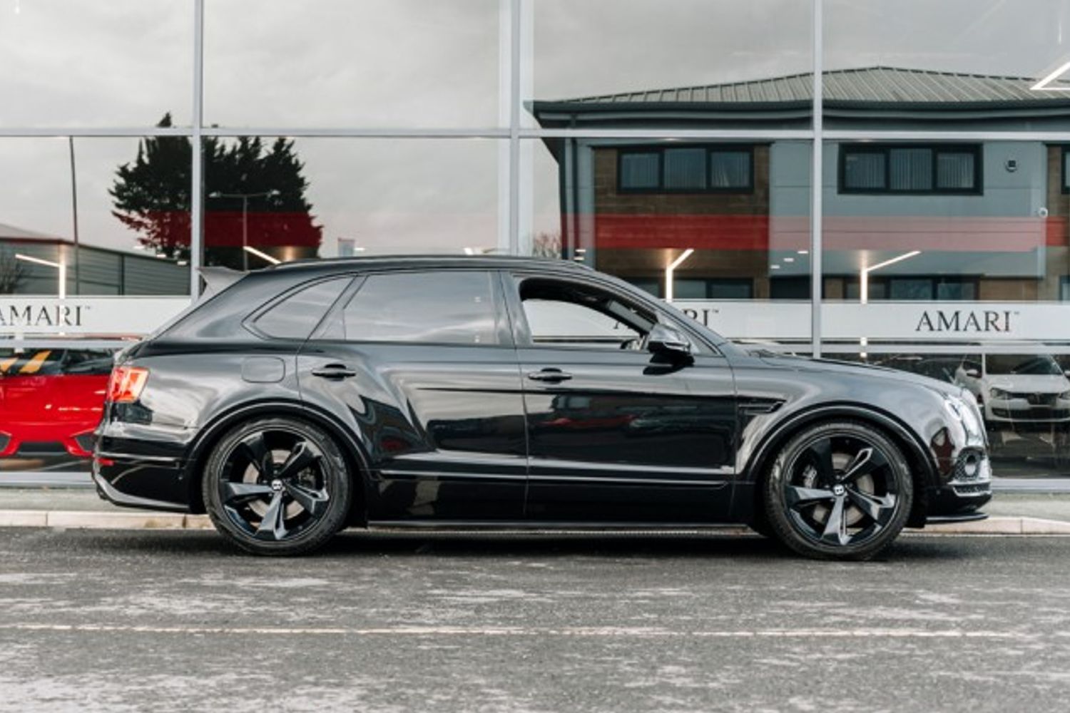 BENTLEY BENTAYGA ESTATE 4.0 V8 5DR AUTOMATIC