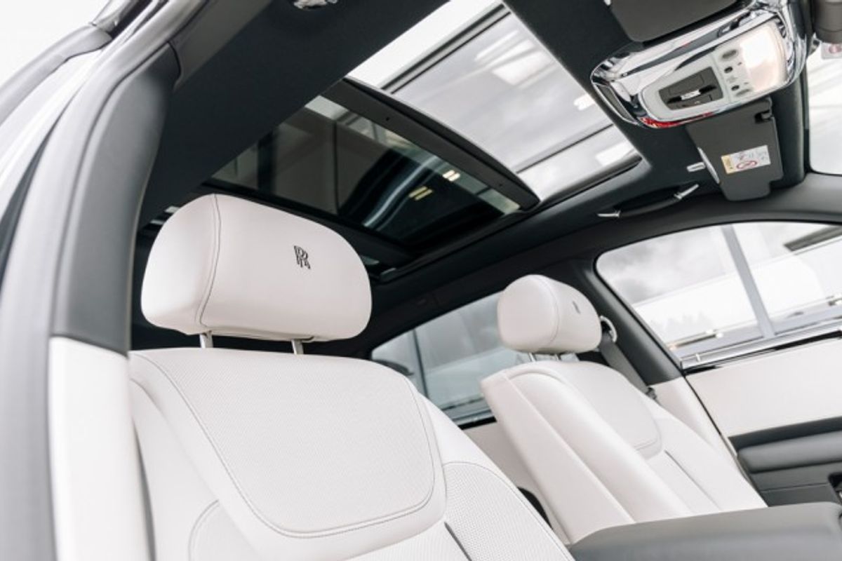 ROLLS-ROYCE GHOST SALOON 6.6 V12 EWB 4DR AUTOMATIC
