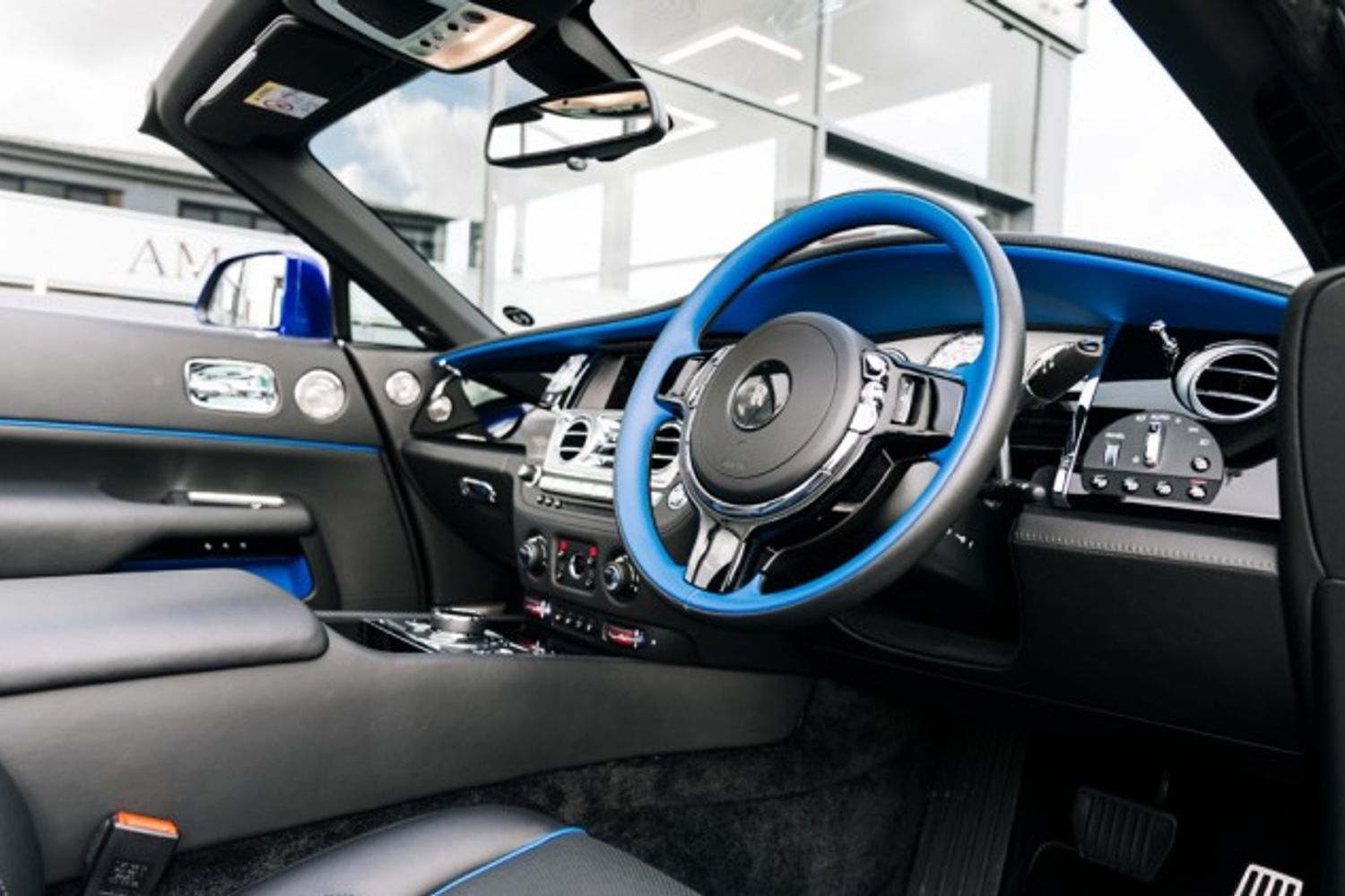 ROLLS-ROYCE DAWN CONVERTIBLE 6.6 V12 2DR AUTOMATIC