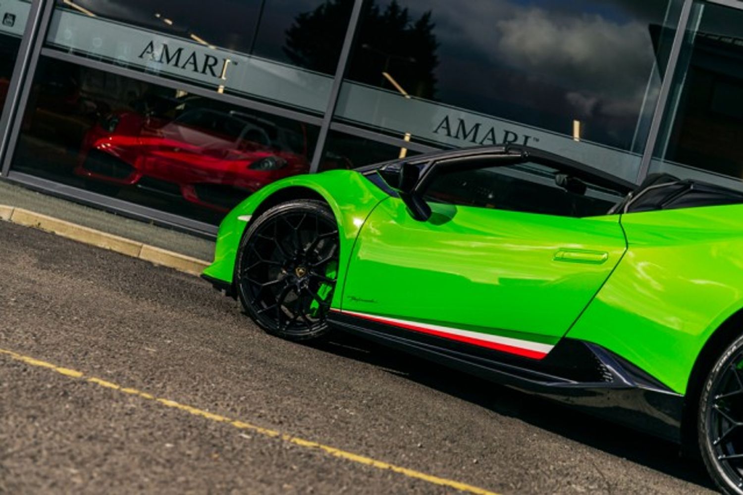 LAMBORGHINI HURACAN SPYDER 5.2 LP 640-4 PERFORMANTE SPYDER 2DR SEMI AUTOMATIC