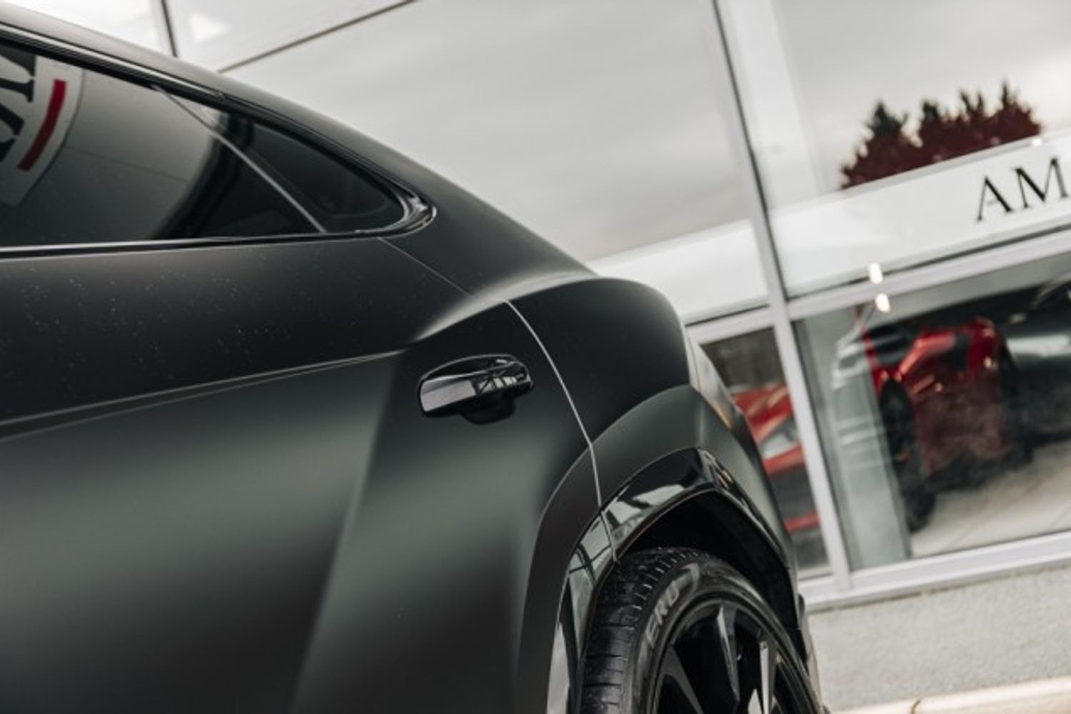 LAMBORGHINI URUS ESTATE 4.0 V8 5DR AUTOMATIC