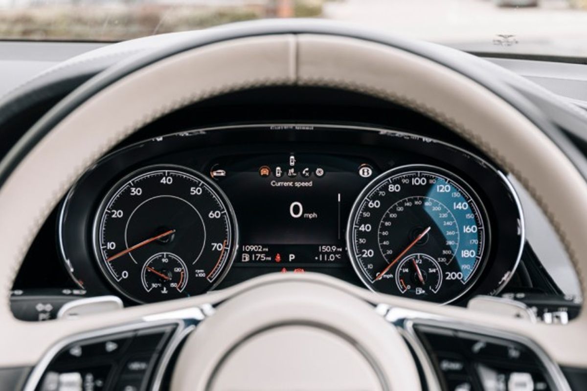 BENTLEY BENTAYGA ESTATE 4.0 V8 5DR AUTOMATIC