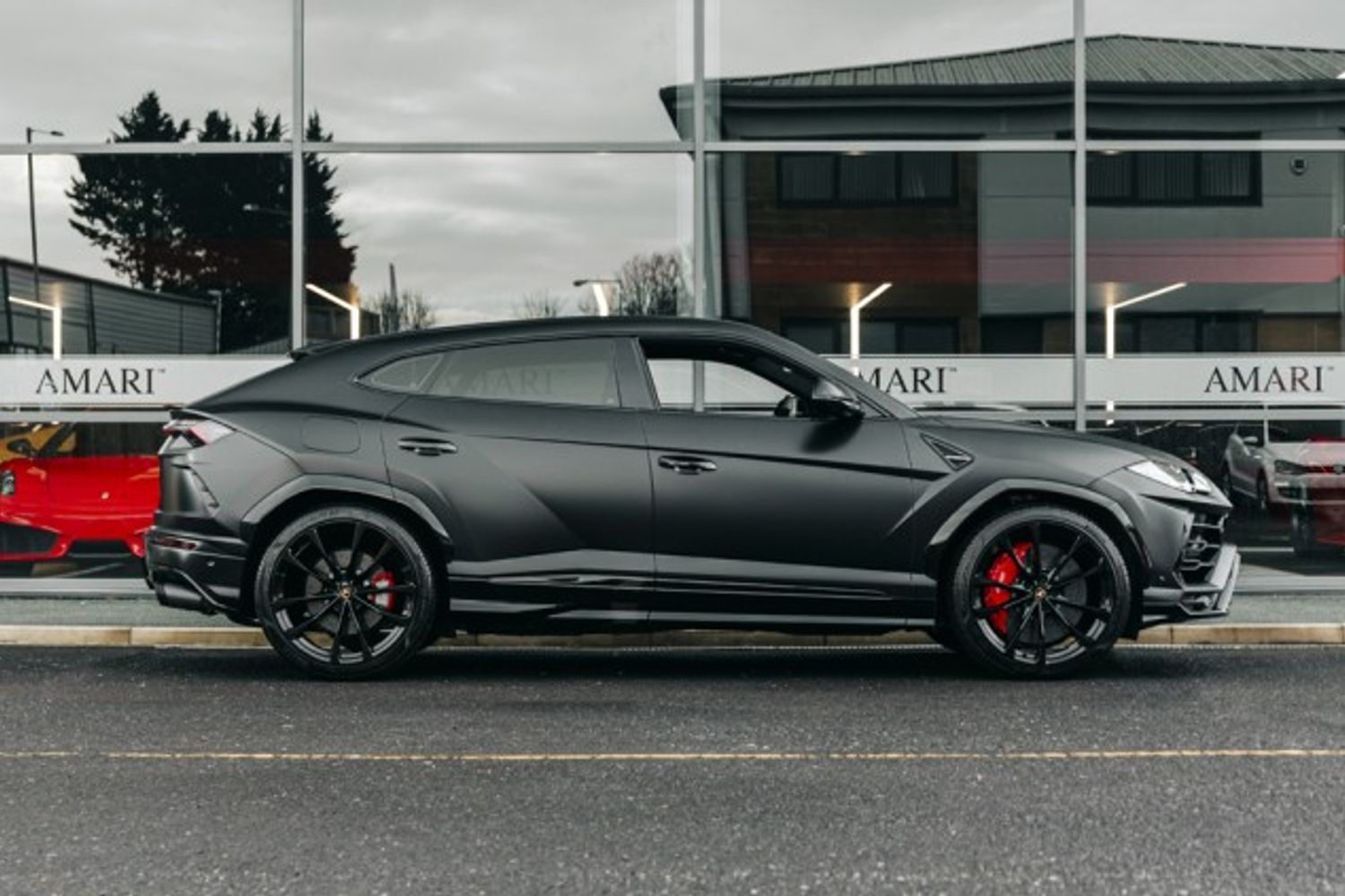 LAMBORGHINI URUS ESTATE 4.0 V8 5DR AUTOMATIC