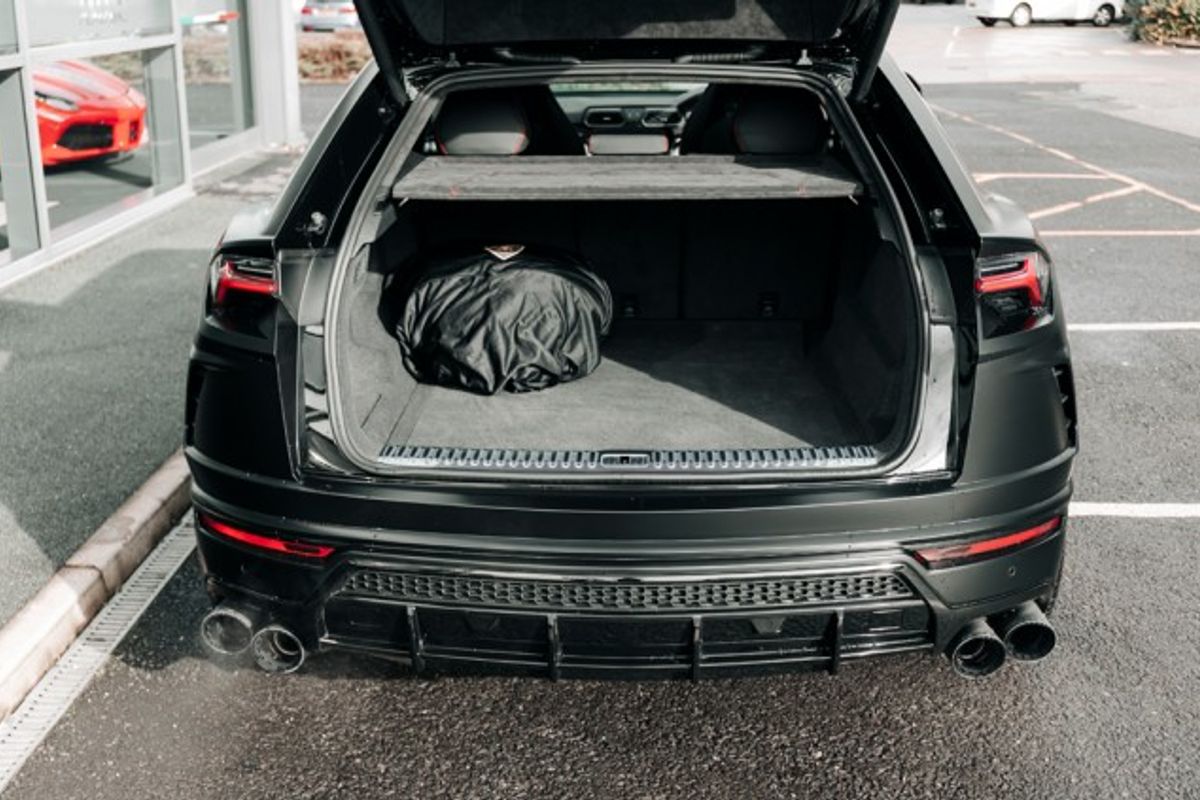 LAMBORGHINI URUS ESTATE 4.0 V8 5DR AUTOMATIC