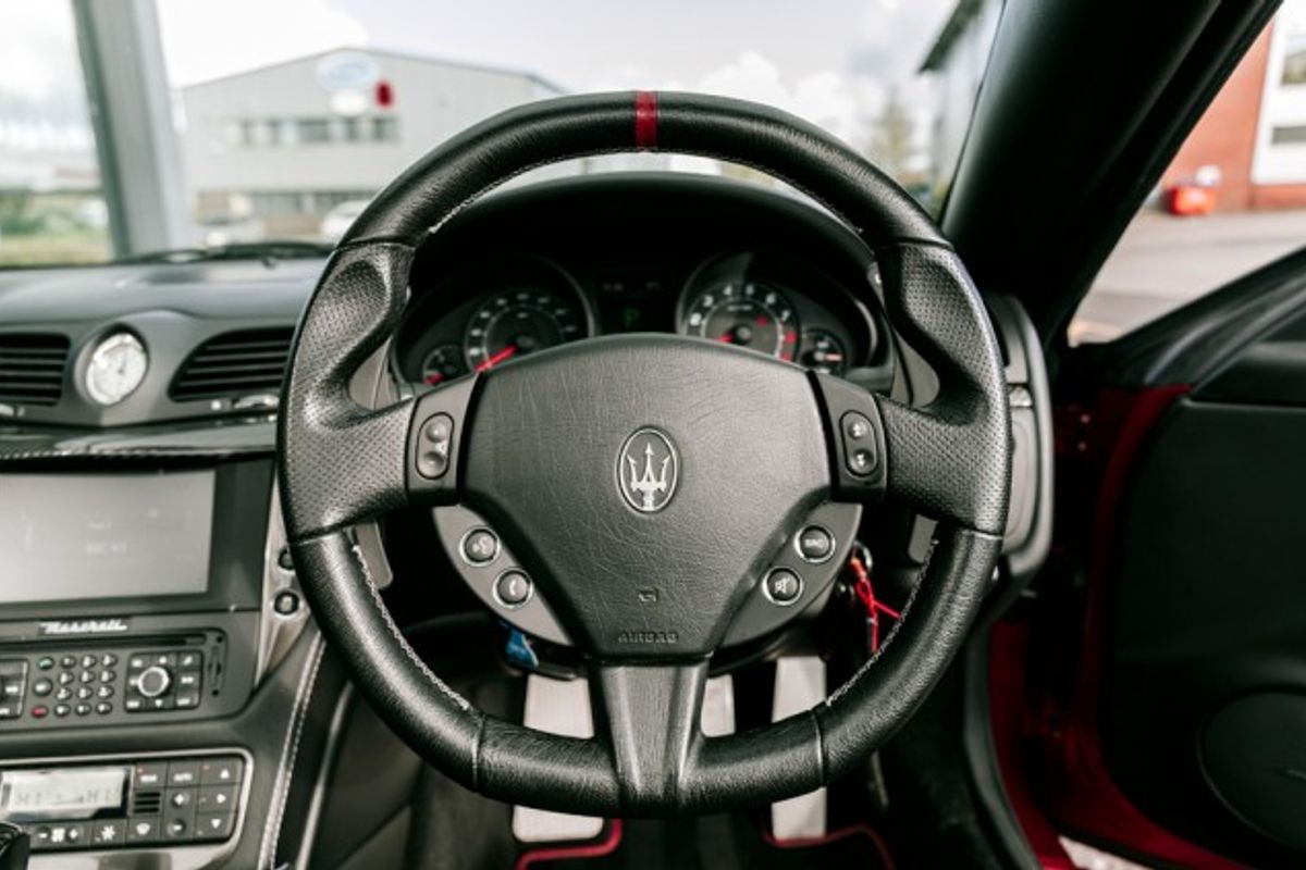 MASERATI GRANCABRIO CONVERTIBLE 4.7 GRANCABRIO MC 2DR AUTOMATIC
