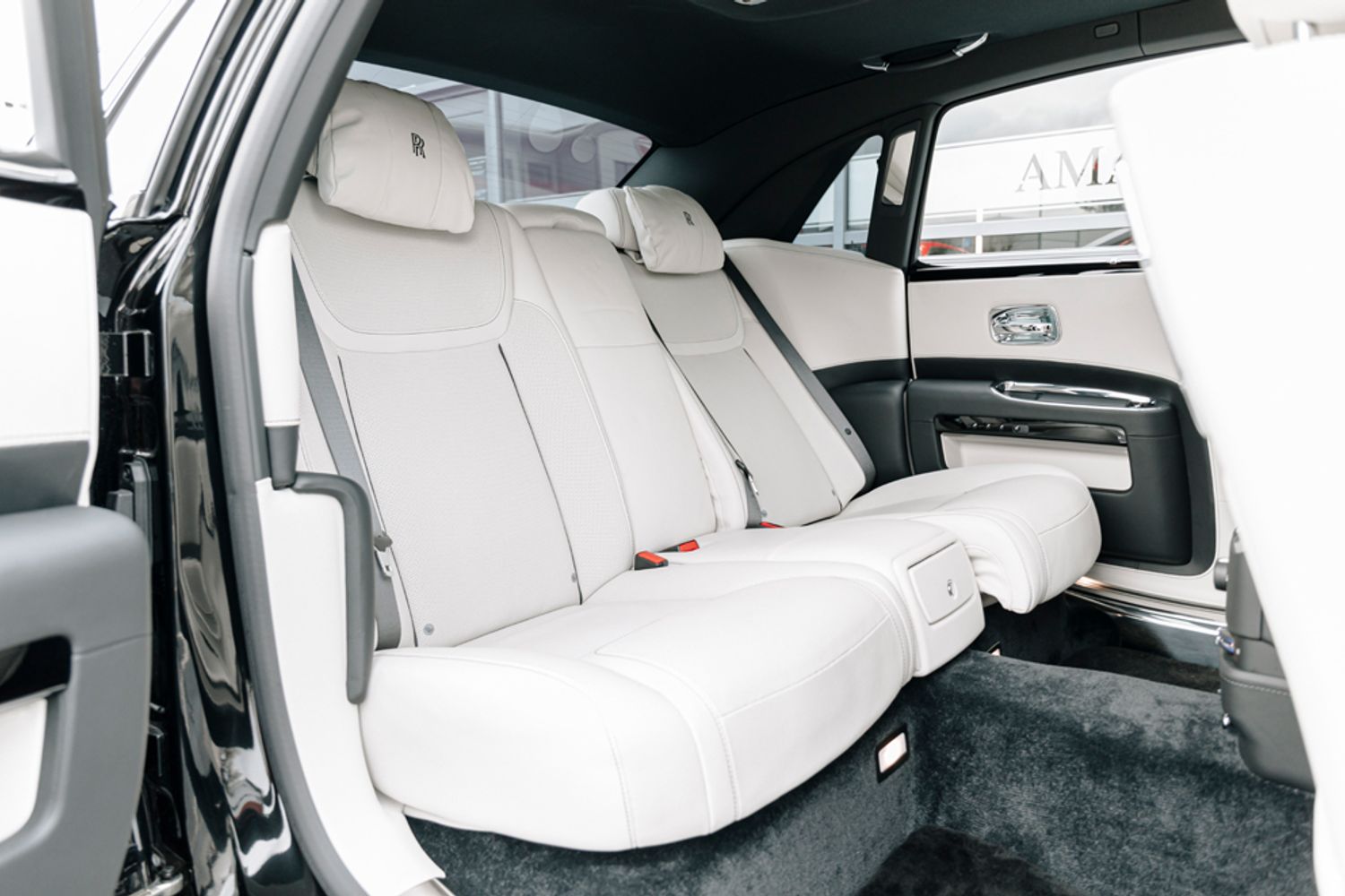 ROLLS-ROYCE GHOST SALOON 6.6 V12 EWB 4DR AUTOMATIC