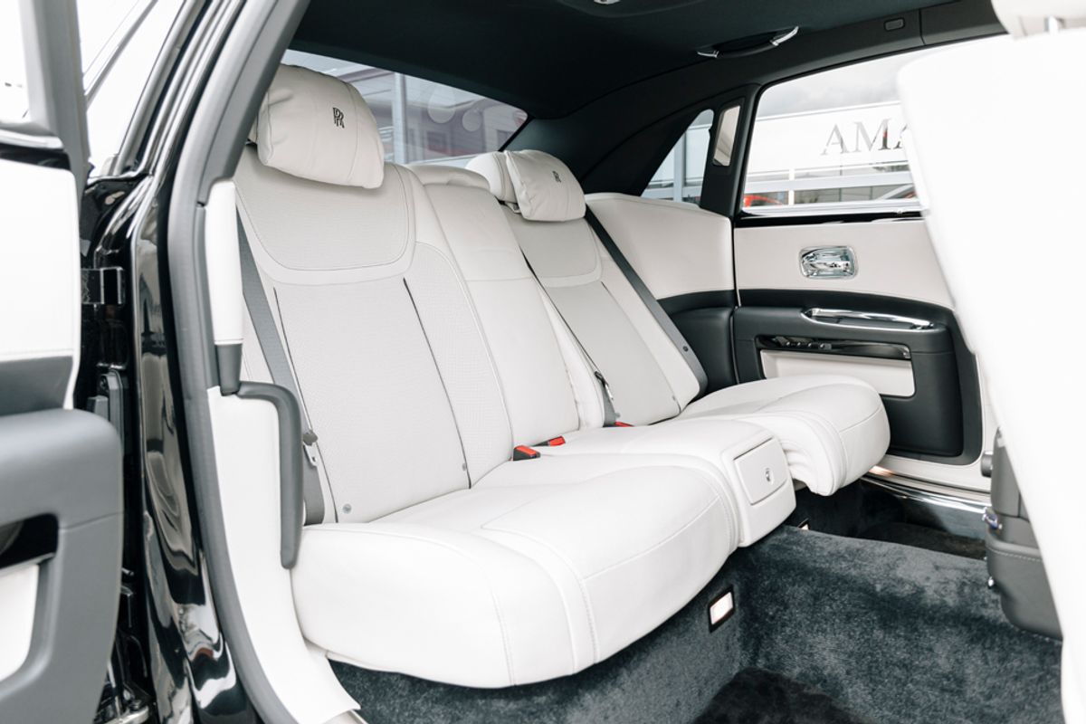 ROLLS-ROYCE GHOST SALOON 6.6 V12 EWB 4DR AUTOMATIC