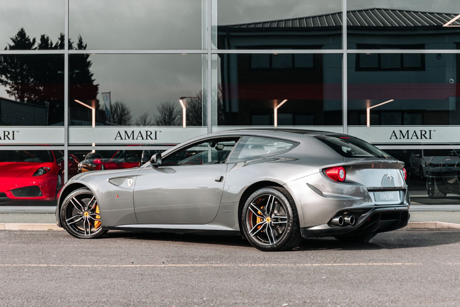 FERRARI FF HATCHBACK 6.3 V12 3DR