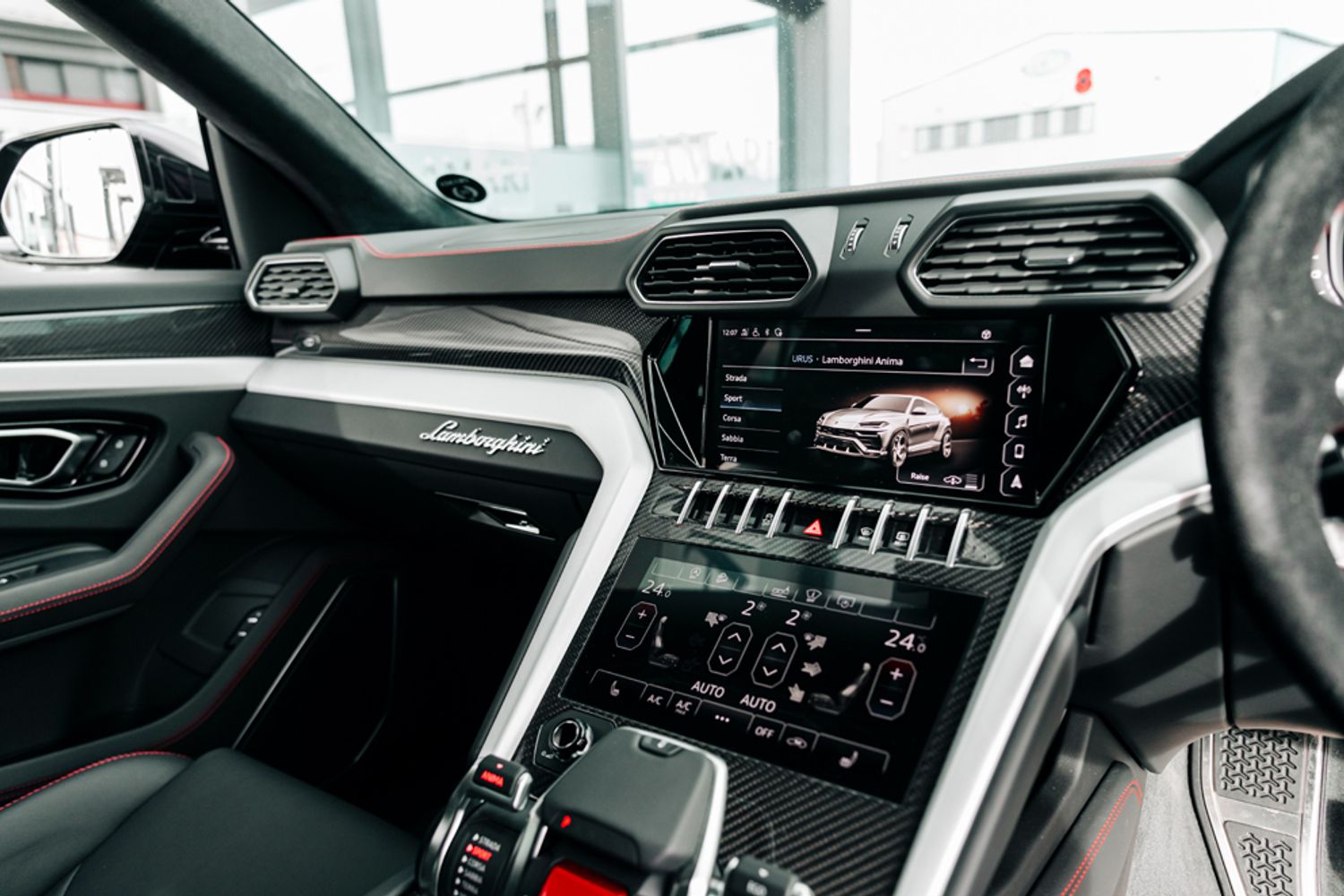 LAMBORGHINI URUS ESTATE 4.0 V8 5DR AUTOMATIC