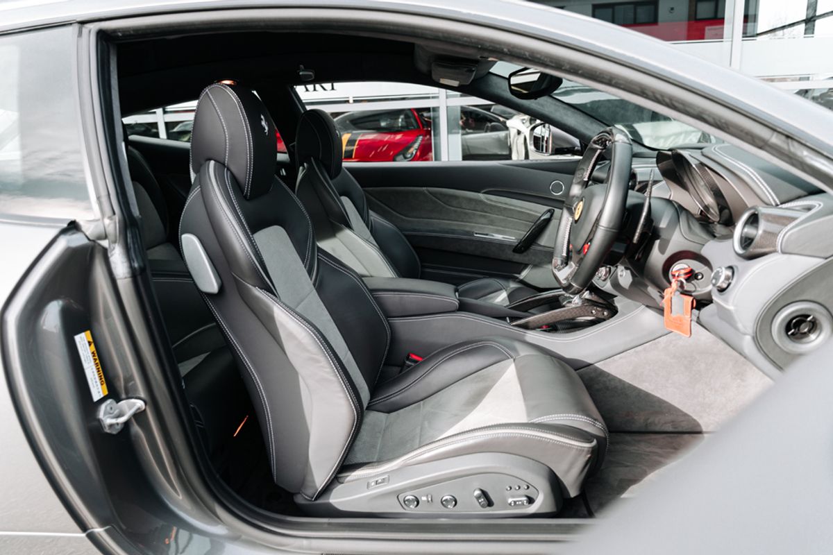 FERRARI FF HATCHBACK 6.3 V12 3DR
