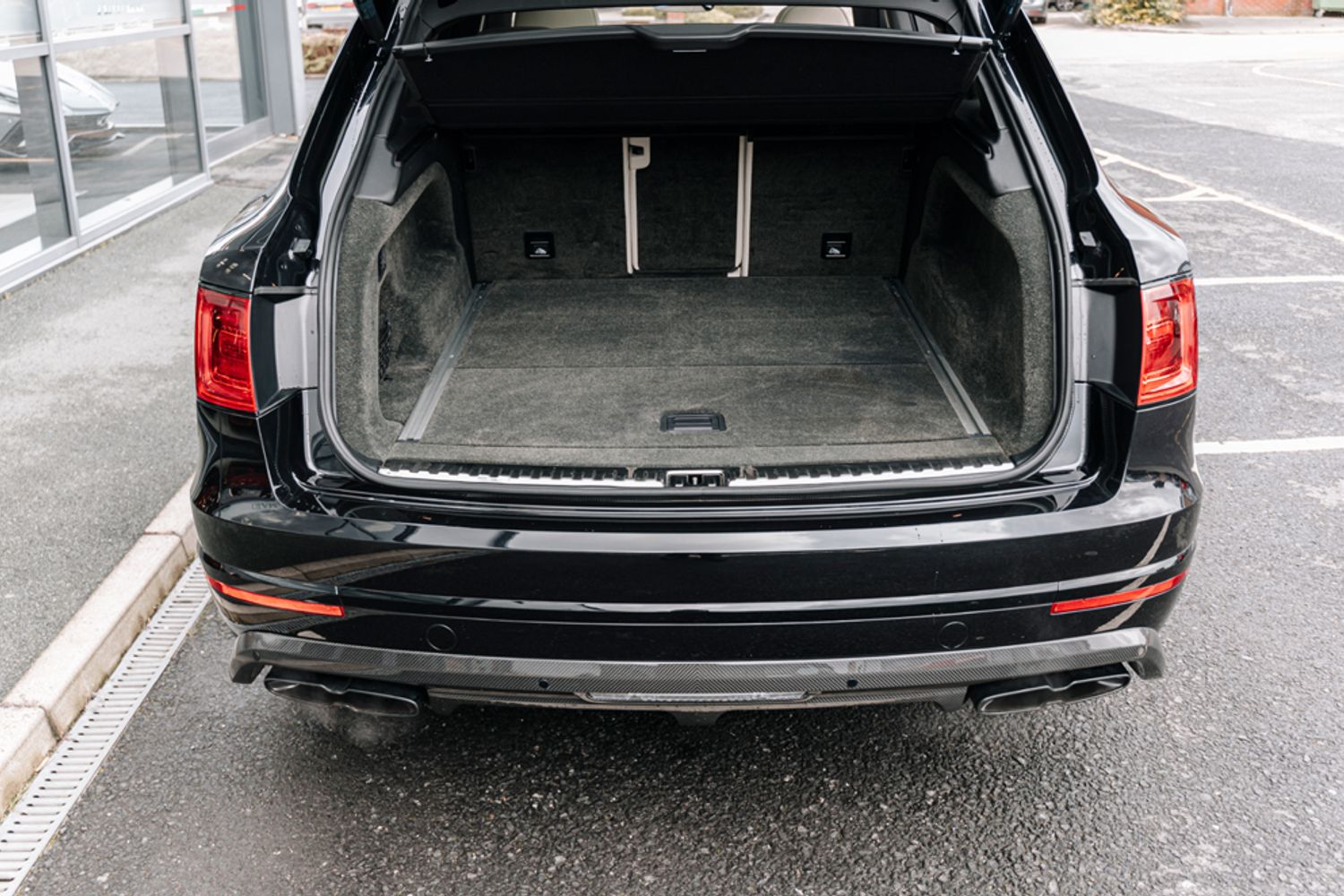 BENTLEY BENTAYGA ESTATE 4.0 V8 5DR AUTOMATIC