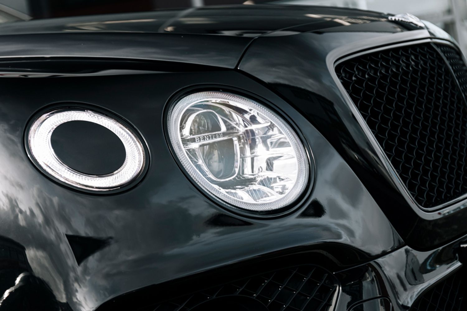 BENTLEY BENTAYGA ESTATE 4.0 V8 5DR AUTOMATIC