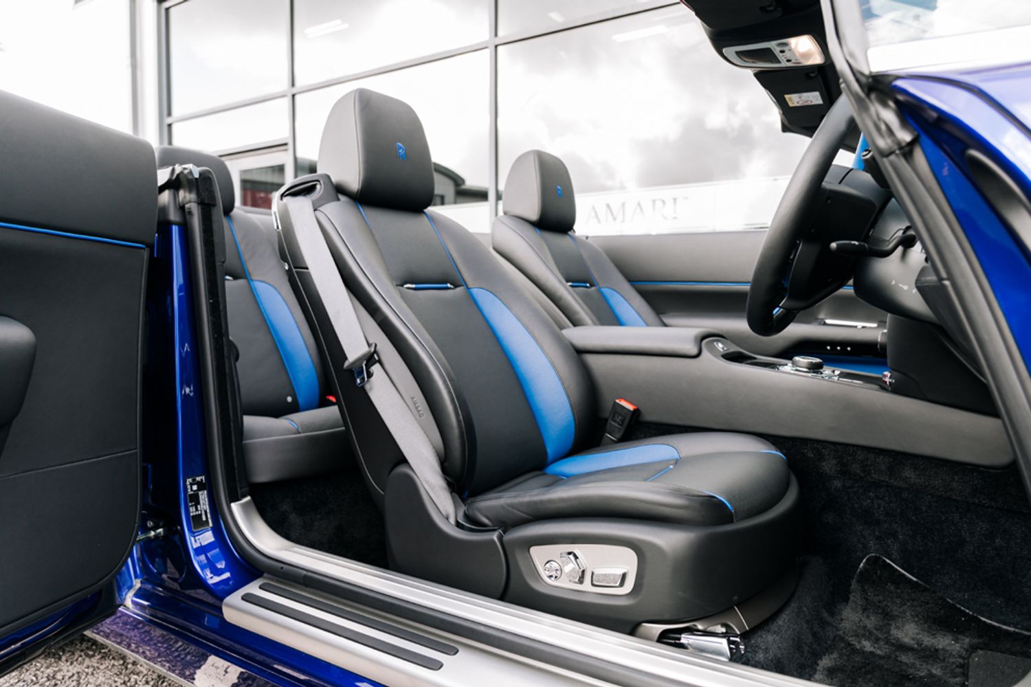 ROLLS-ROYCE DAWN CONVERTIBLE 6.6 V12 2DR AUTOMATIC