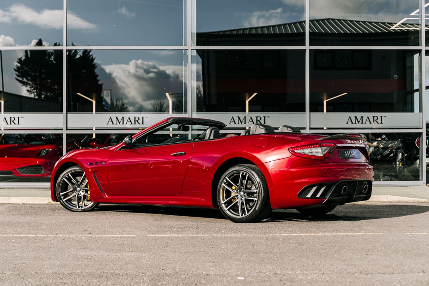MASERATI GRANCABRIO CONVERTIBLE 4.7 GRANCABRIO MC 2DR AUTOMATIC
