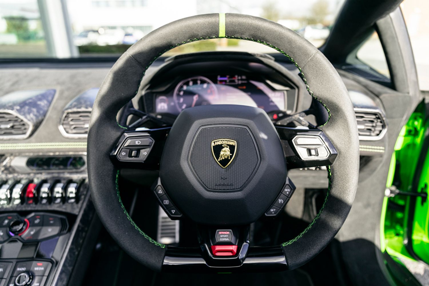LAMBORGHINI HURACAN SPYDER 5.2 LP 640-4 PERFORMANTE SPYDER 2DR SEMI AUTOMATIC