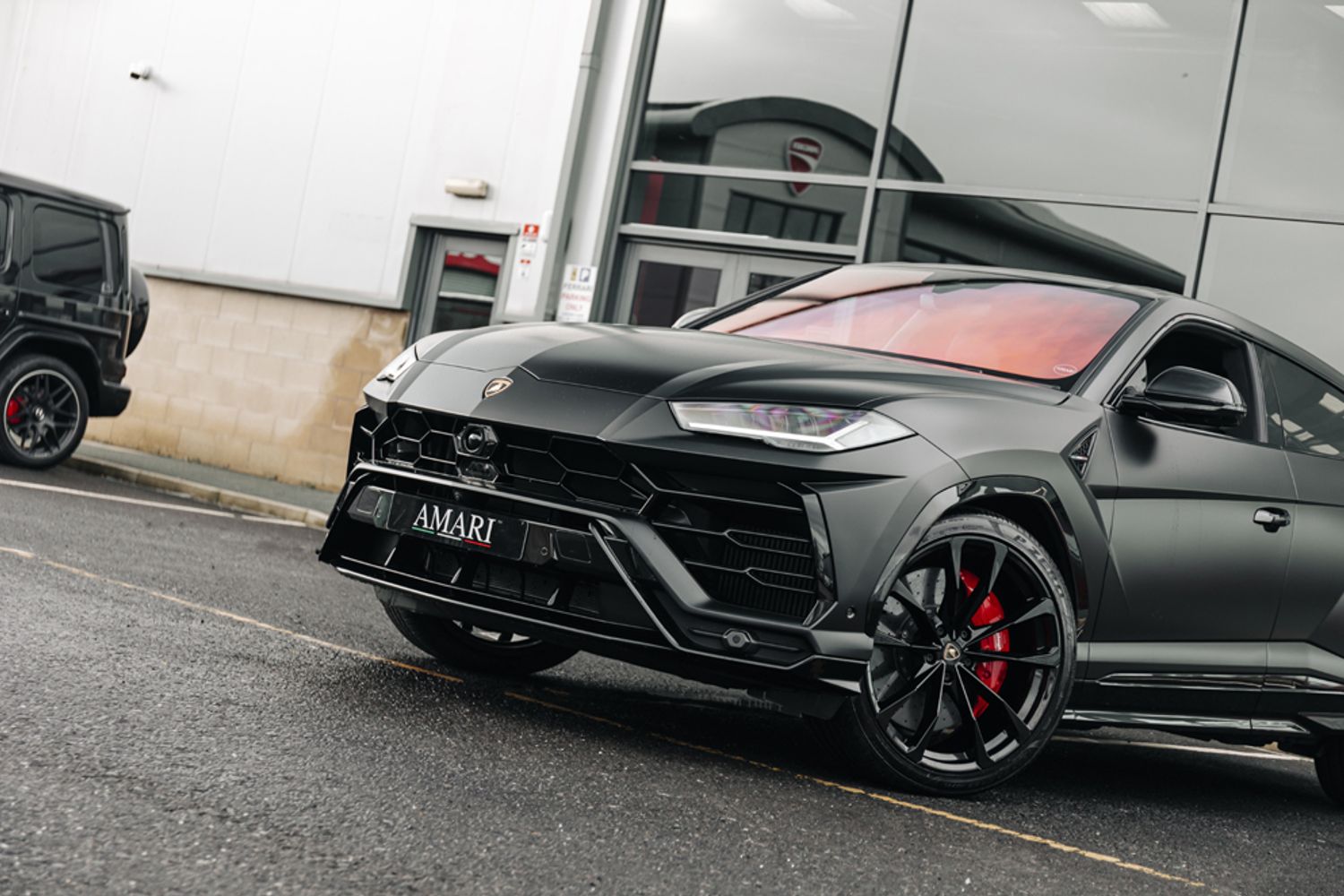 LAMBORGHINI URUS ESTATE 4.0 V8 5DR AUTOMATIC