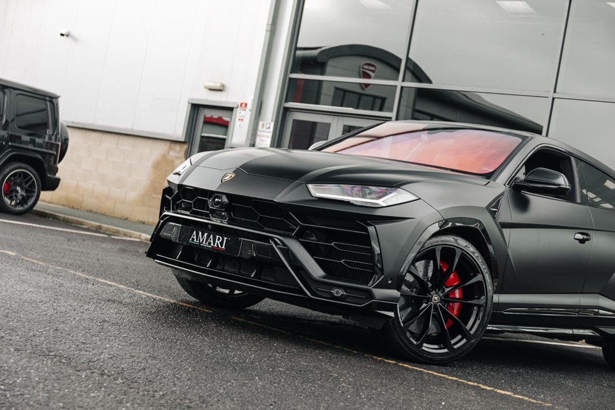 LAMBORGHINI URUS ESTATE 4.0 V8 5DR AUTOMATIC