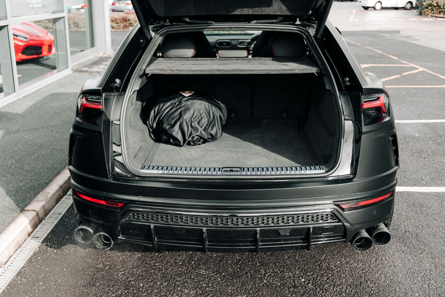 LAMBORGHINI URUS ESTATE 4.0 V8 5DR AUTOMATIC