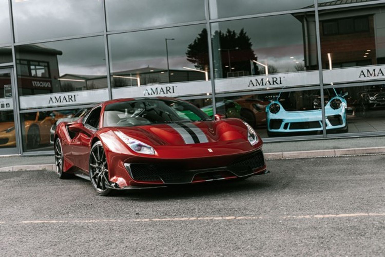 FERRARI 488 PISTA VS COUPE 3.9 VS 2DR SEMI AUTOMATIC