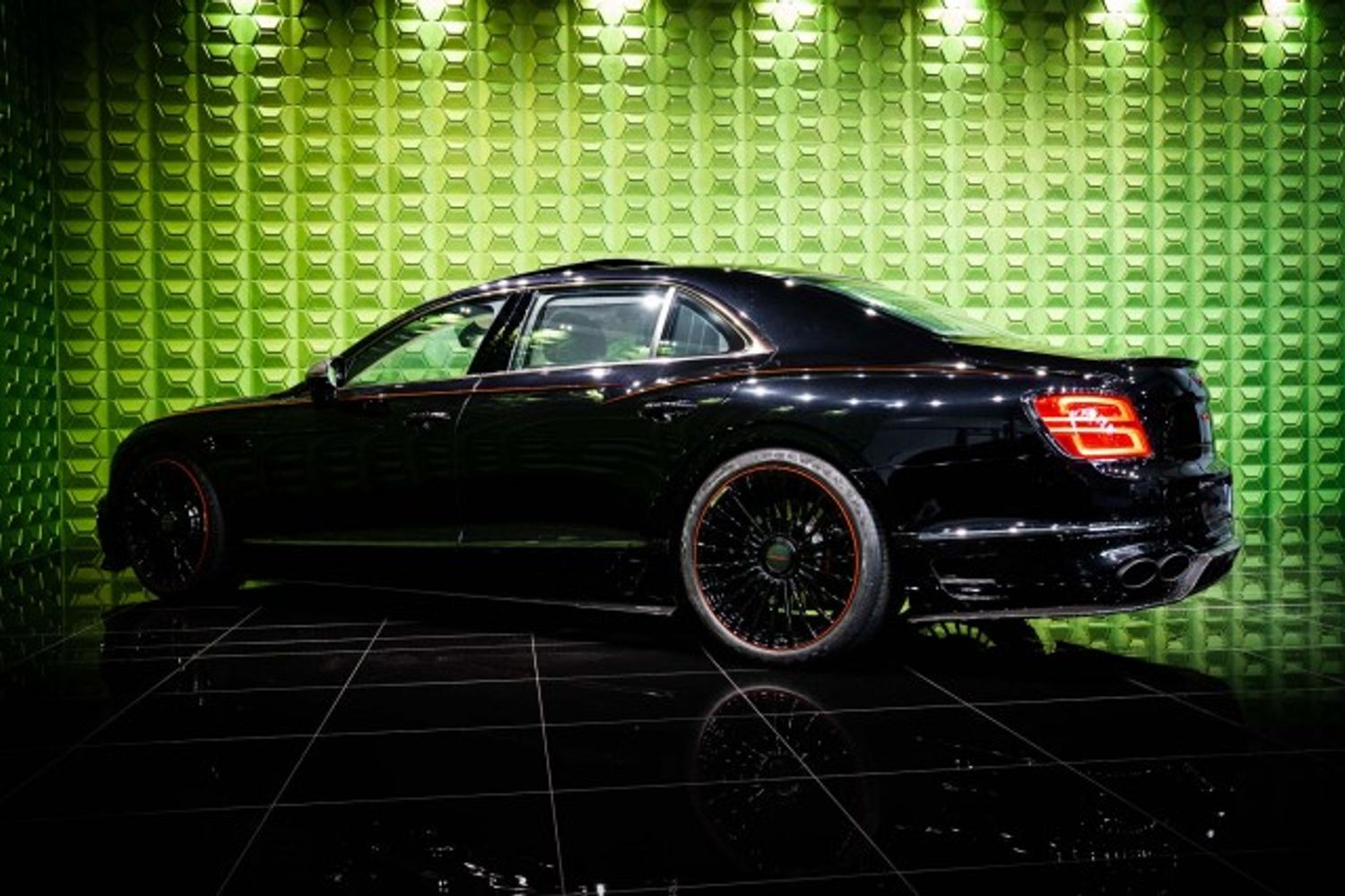 BENTLEY FLYING SPUR SALOON 4.0 V8 4DR AUTOMATIC