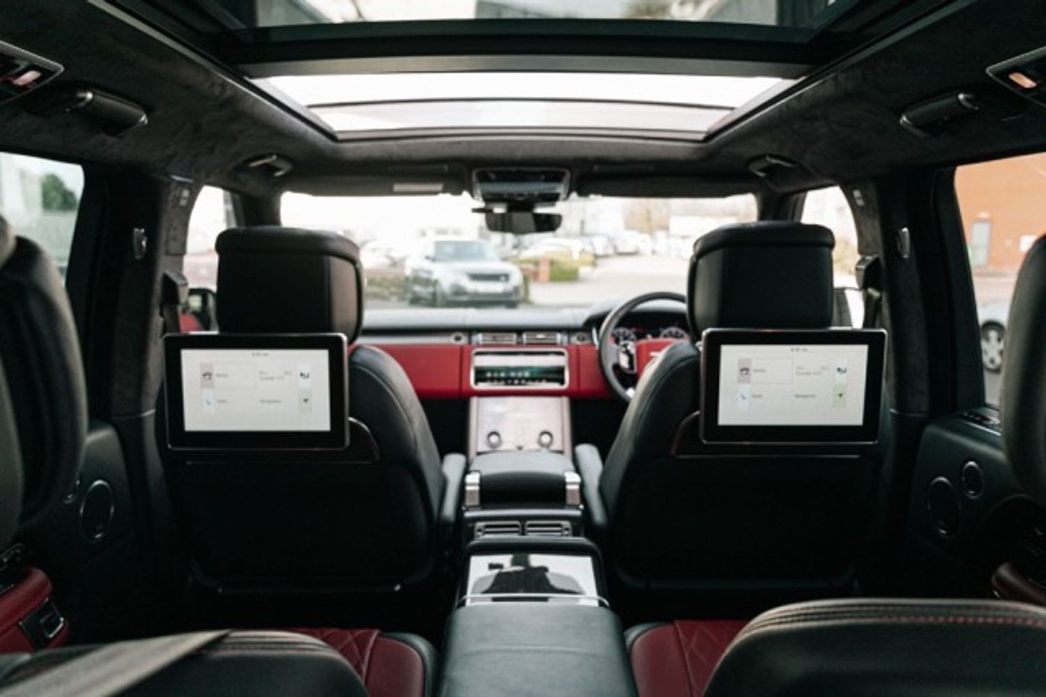 LAND ROVER RANGE ROVER ESTATE 5.0 V8 SVAUTOBIOGRAPHY DYNAMIC 5DR AUTOMATIC