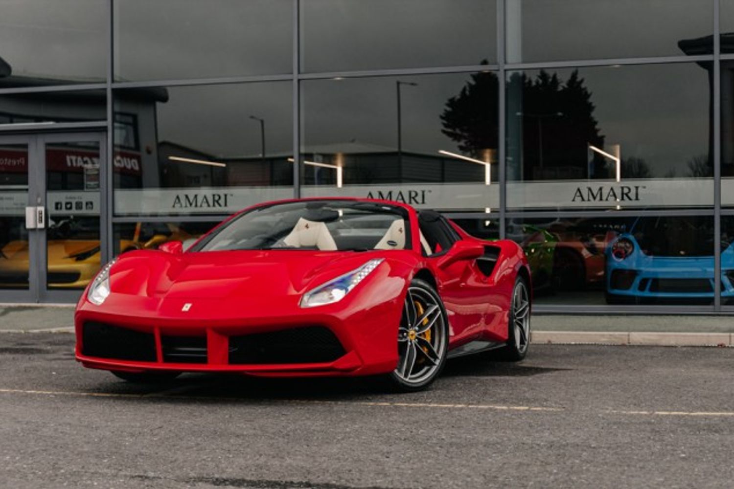 FERRARI 488 CONVERTIBLE 3.9 SPIDER 2DR SEMI AUTOMATIC