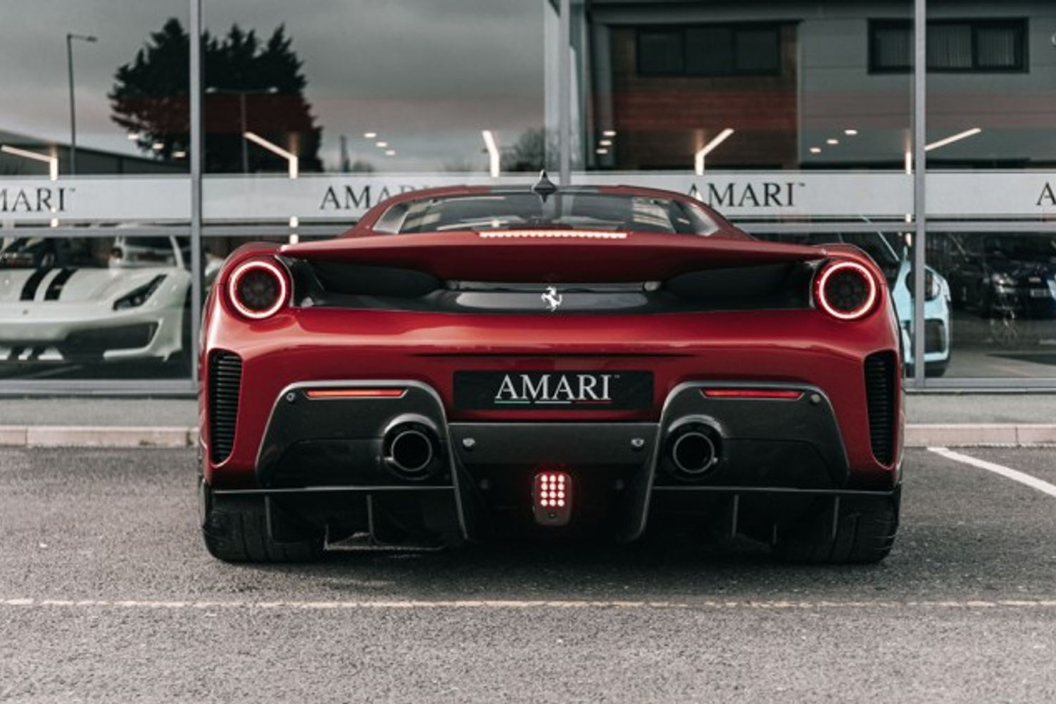 FERRARI 488 PISTA VS COUPE 3.9 VS 2DR SEMI AUTOMATIC