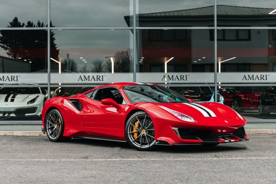 2019 FERRARI 488 PISTA VS COUPE