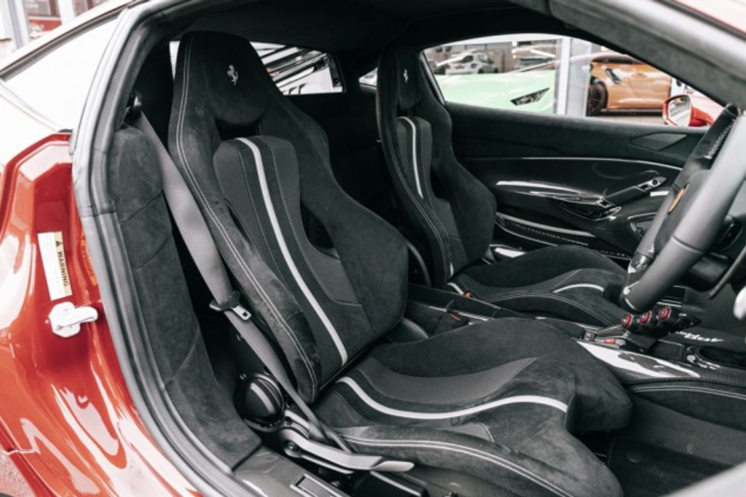 FERRARI 488 PISTA VS COUPE 3.9 VS 2DR SEMI AUTOMATIC