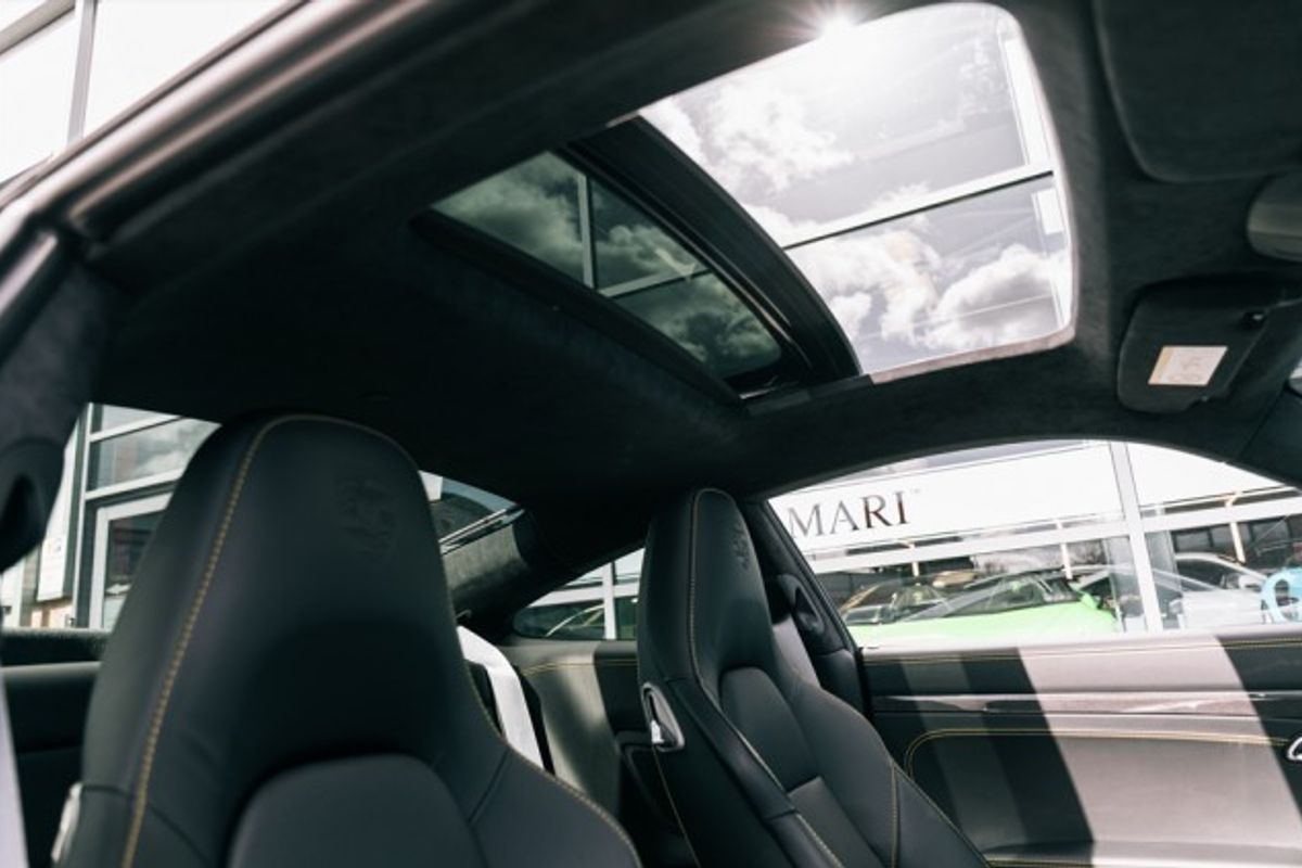 PORSCHE 911 COUPE 3.8 TURBO S PDK 2DR SEMI AUTOMATIC