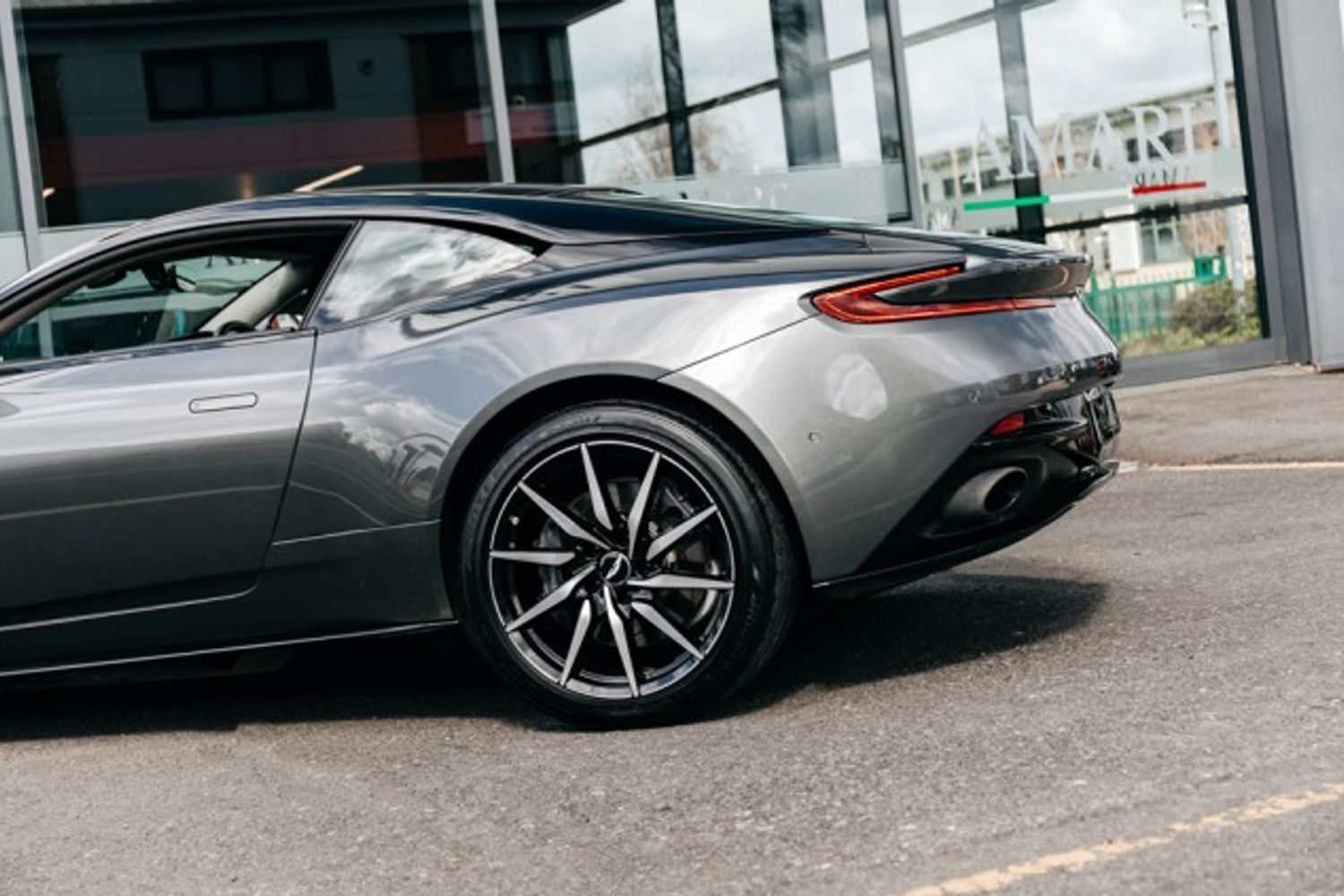 ASTON MARTIN DB11 COUPE 5.2 V12 2DR AUTOMATIC