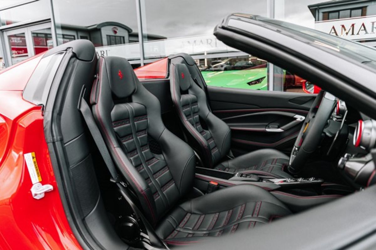 FERRARI F8 SPIDER CONVERTIBLE 3.9 SPIDER 2DR SEMI AUTOMATIC