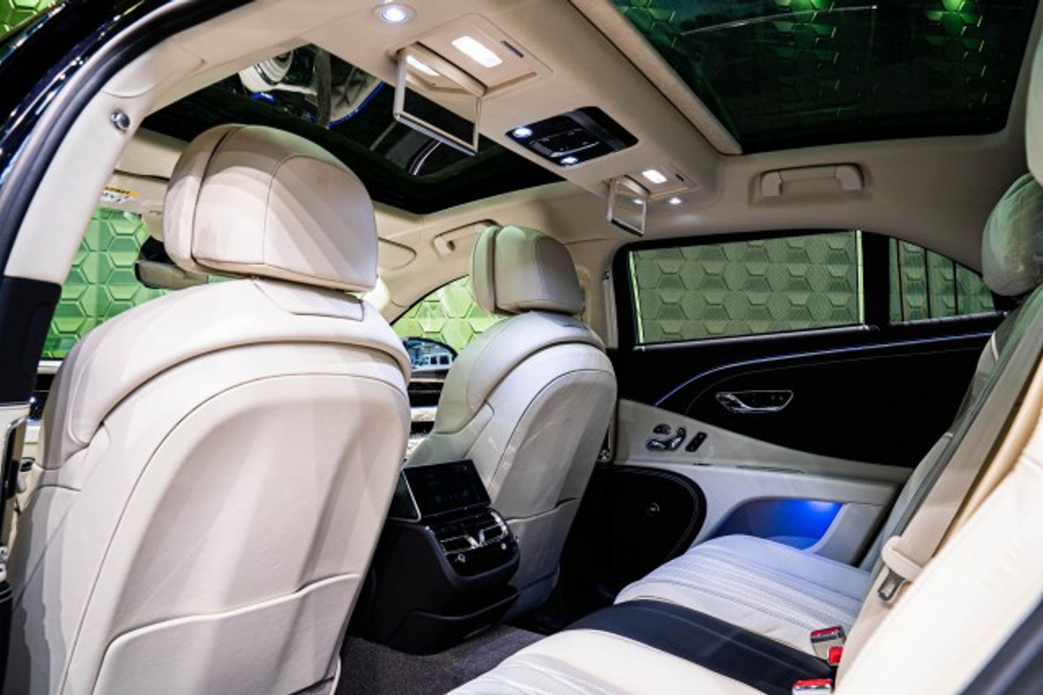 BENTLEY FLYING SPUR SALOON 4.0 V8 4DR AUTOMATIC