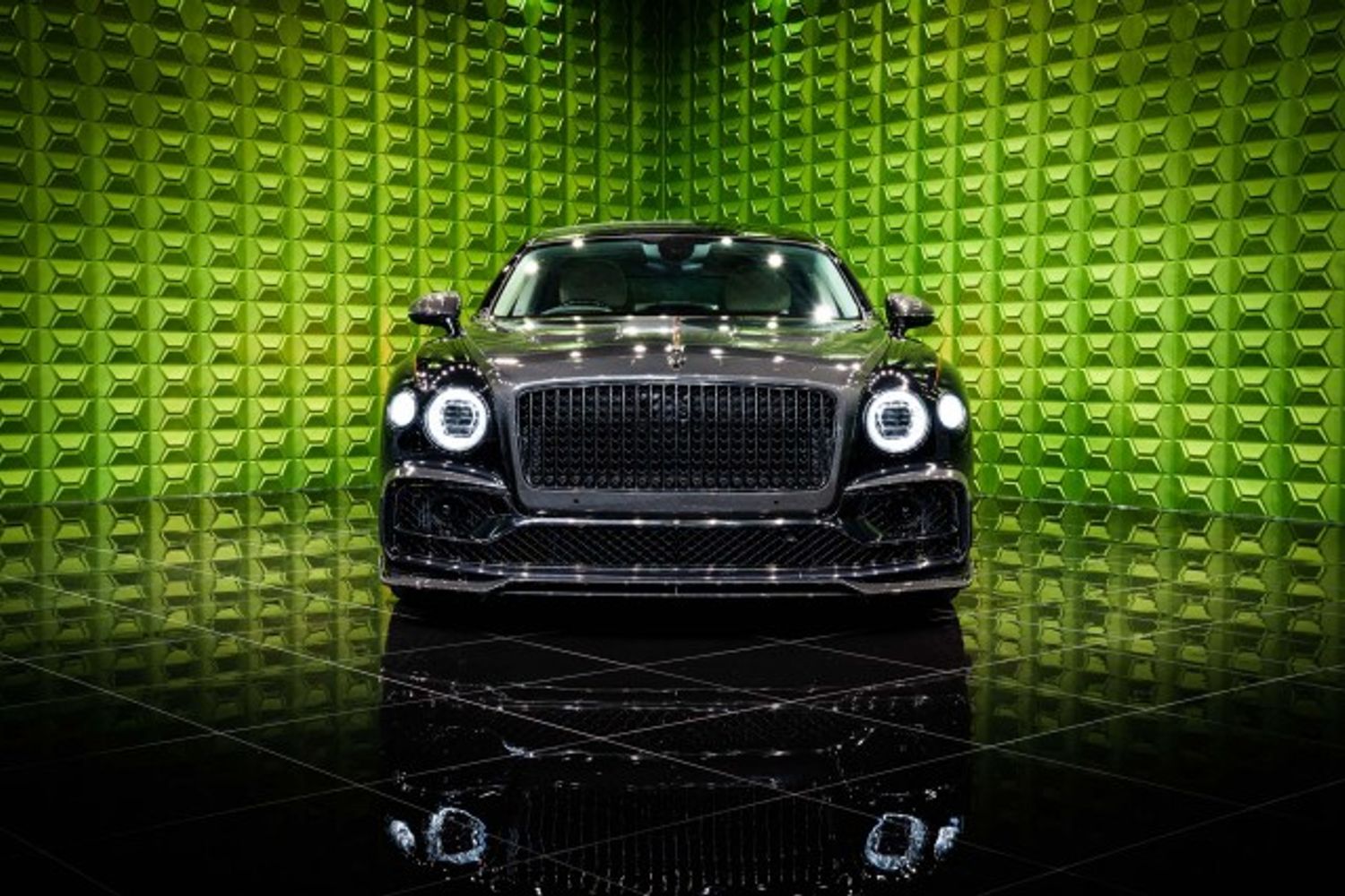 BENTLEY FLYING SPUR SALOON 4.0 V8 4DR AUTOMATIC