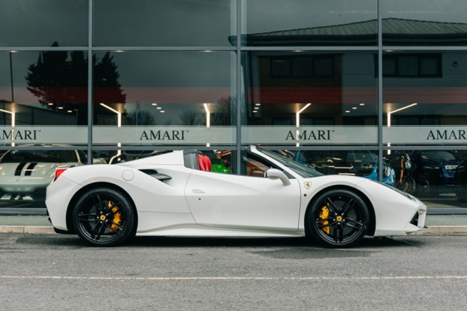Ferrari 488 Spider 3.9