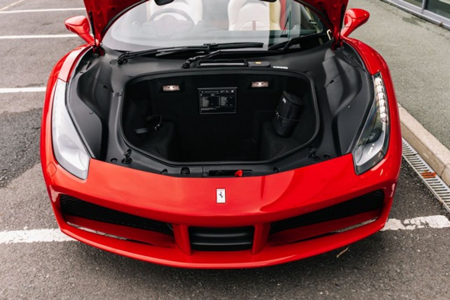 FERRARI 488 CONVERTIBLE 3.9 SPIDER 2DR SEMI AUTOMATIC