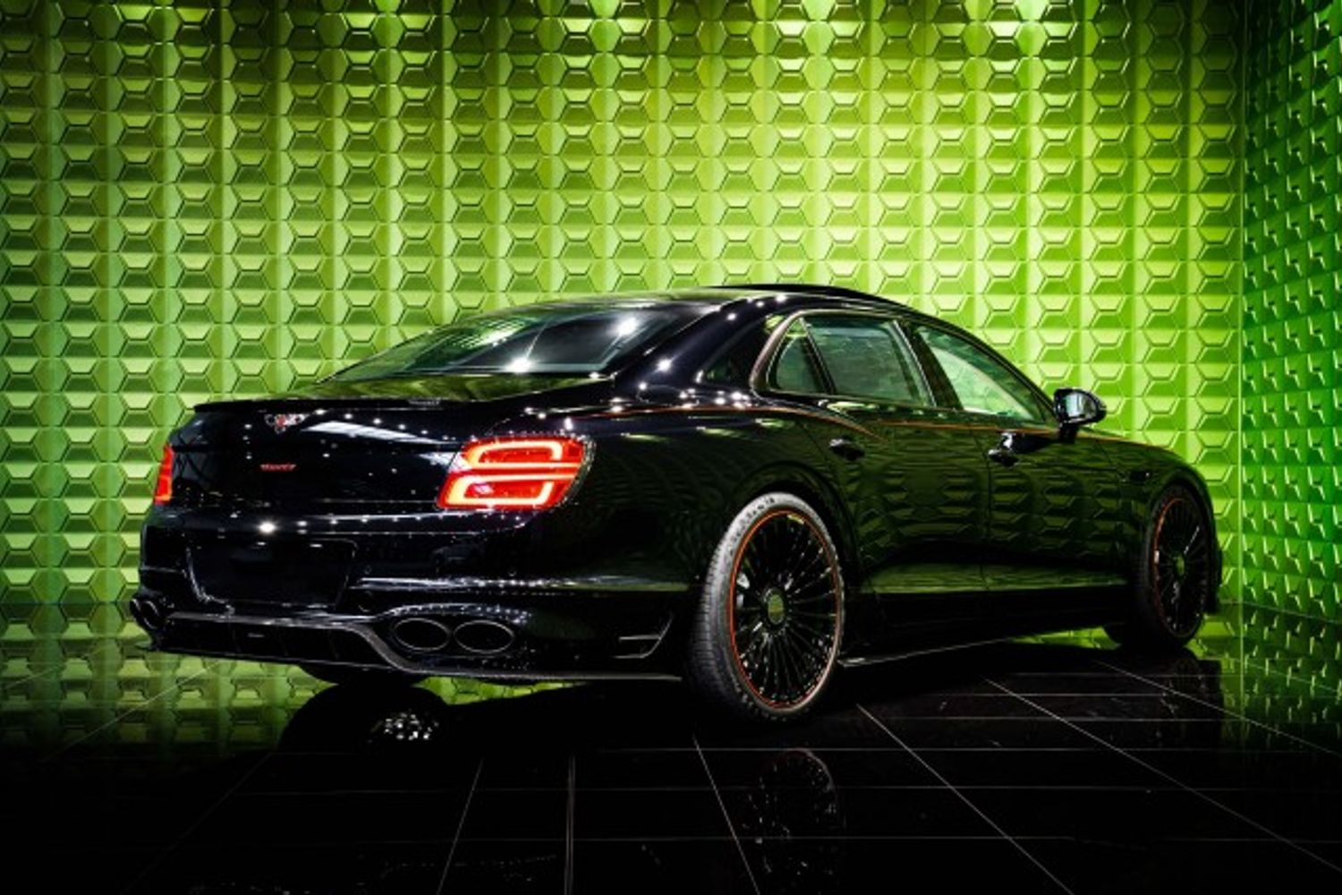 BENTLEY FLYING SPUR SALOON 4.0 V8 4DR AUTOMATIC