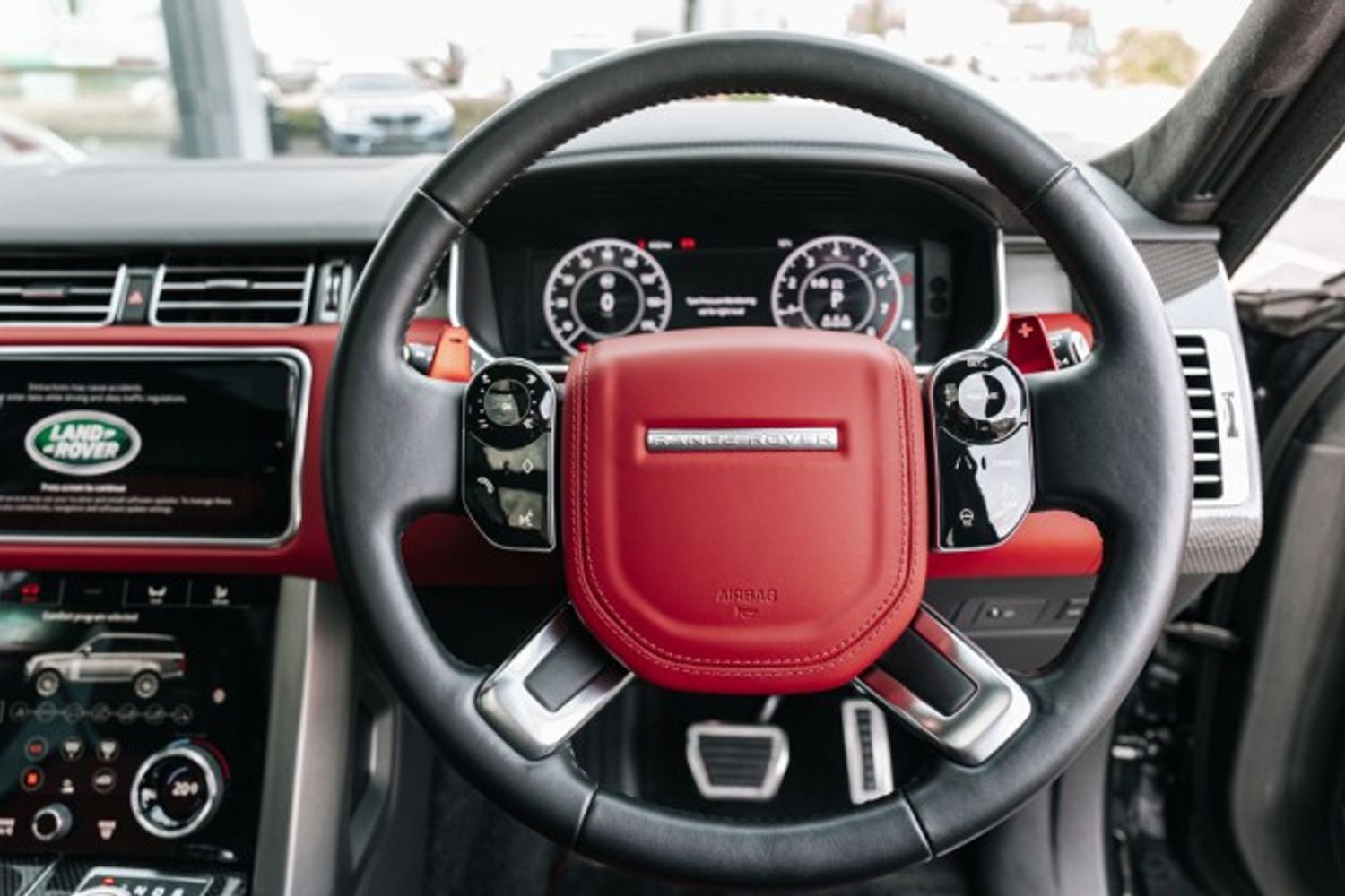 LAND ROVER RANGE ROVER ESTATE 5.0 V8 SVAUTOBIOGRAPHY DYNAMIC 5DR AUTOMATIC