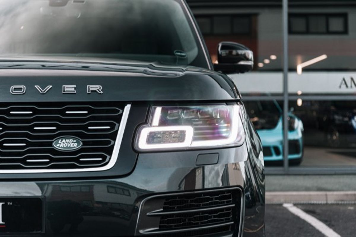 LAND ROVER RANGE ROVER ESTATE 5.0 V8 SVAUTOBIOGRAPHY DYNAMIC 5DR AUTOMATIC