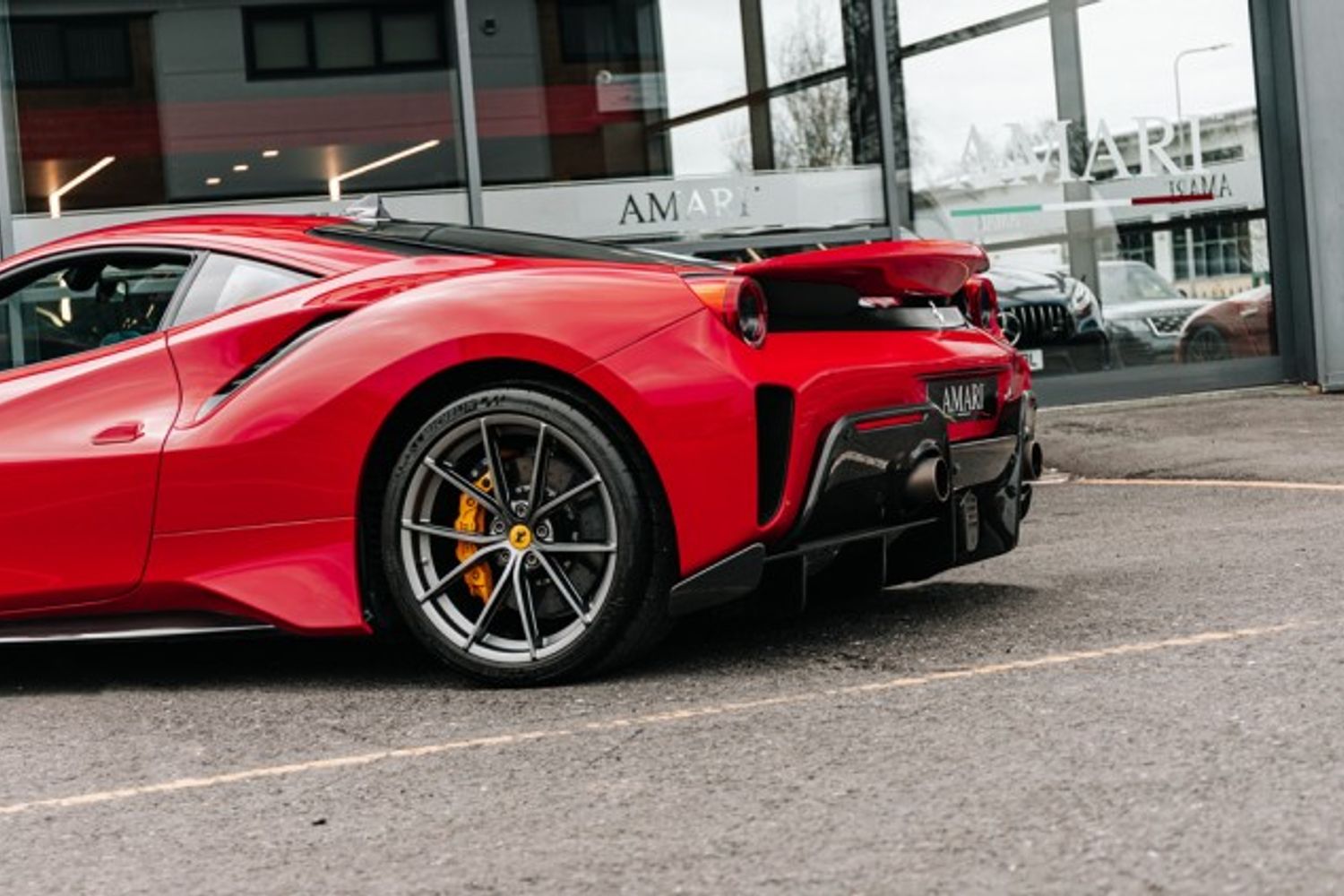 FERRARI 488 PISTA VS COUPE 3.9 VS 2DR SEMI AUTOMATIC